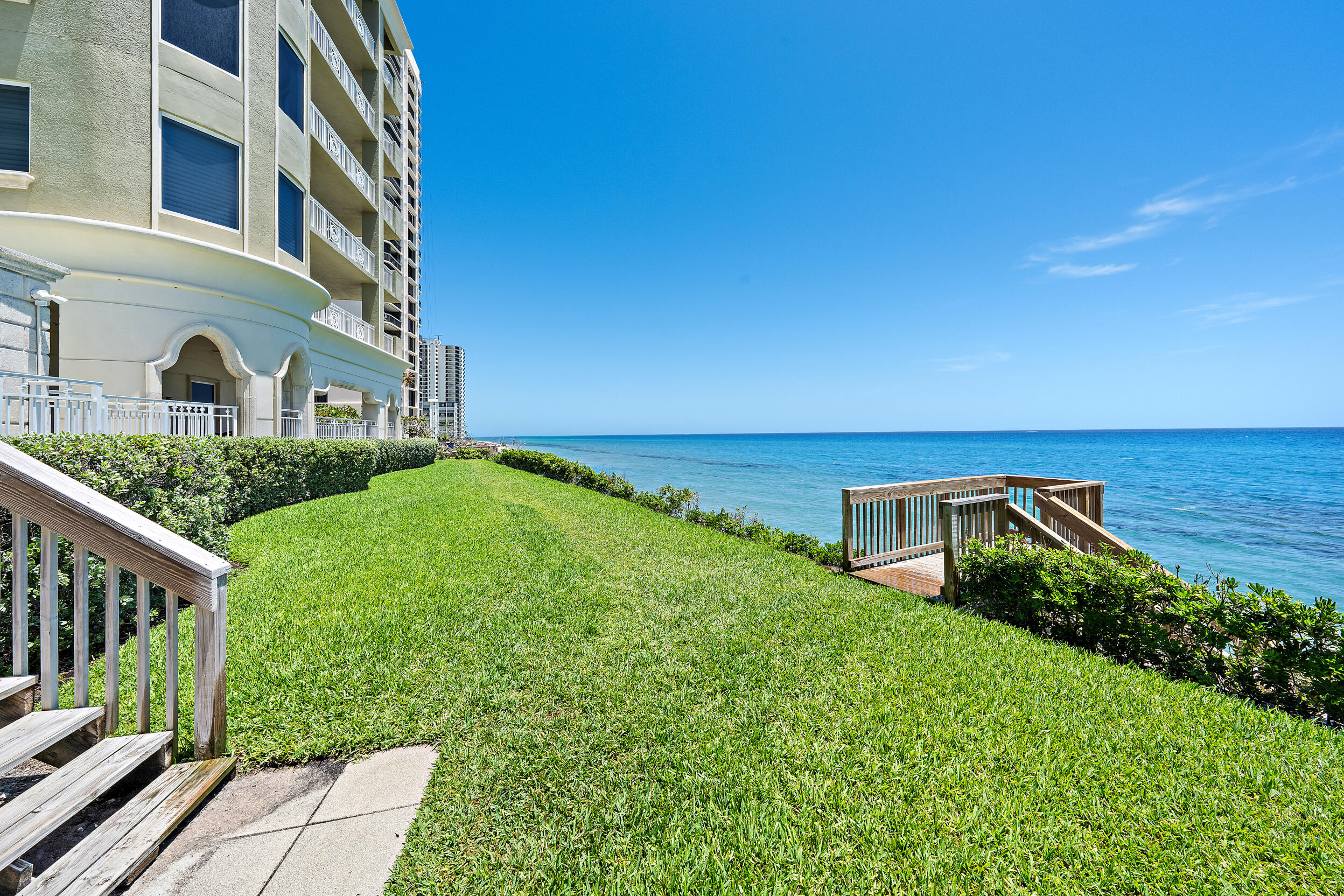 5310 N Ocean #801, Singer Island FL 33404