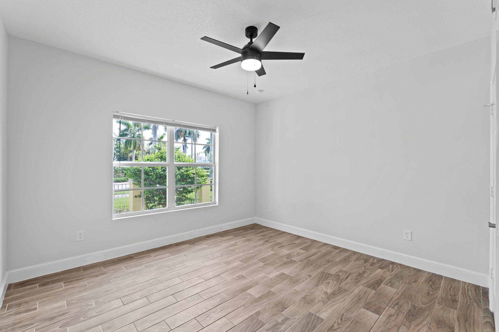 56 W 12th #A, Riviera Beach FL 33404