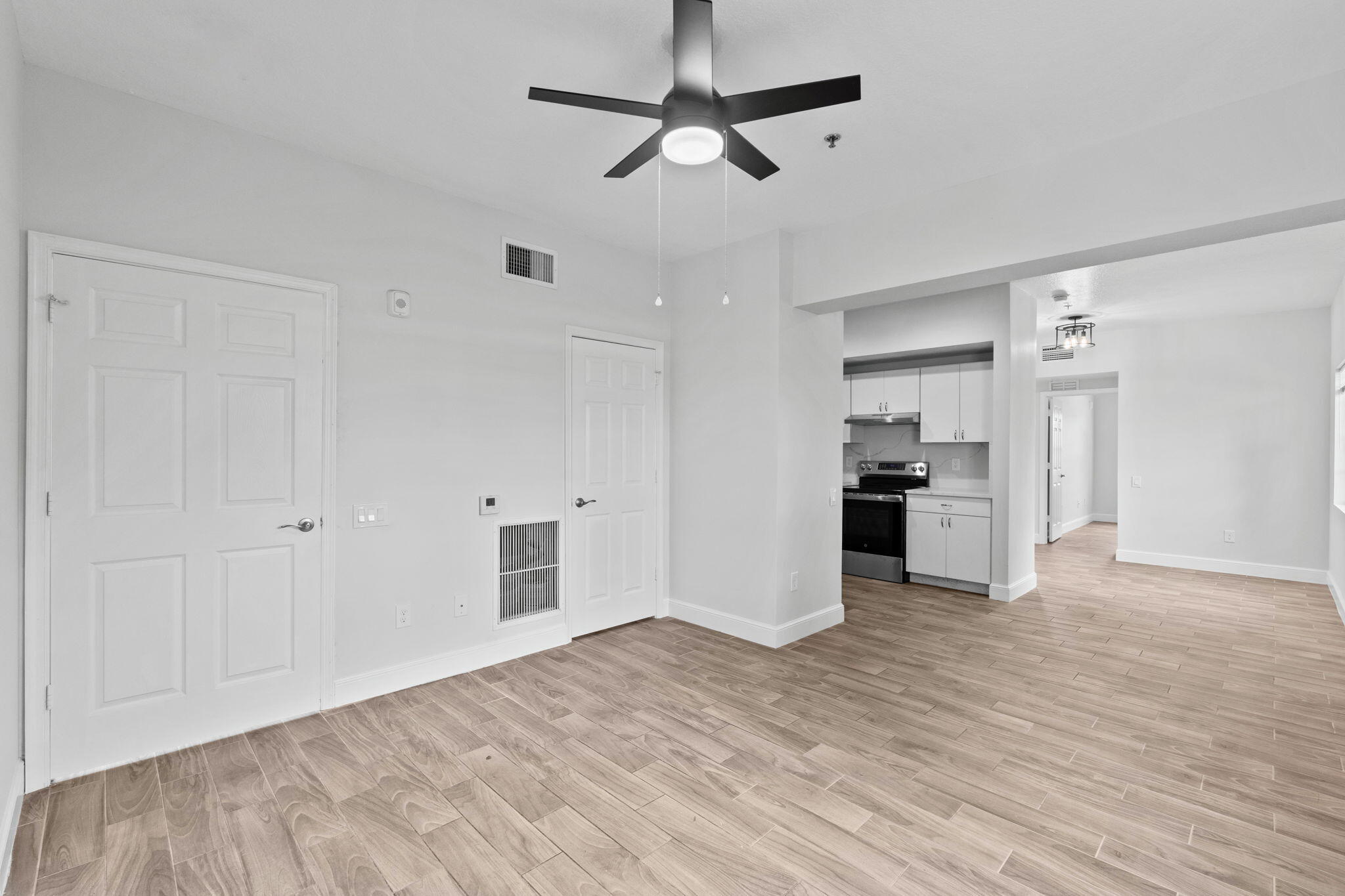 56 W 12th #A, Riviera Beach FL 33404