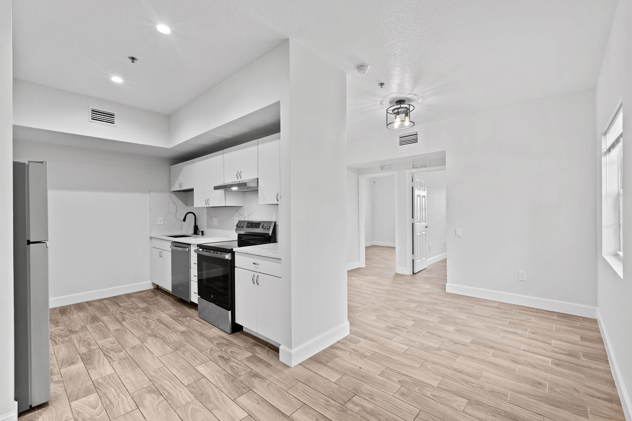 56 W 12th #A, Riviera Beach FL 33404