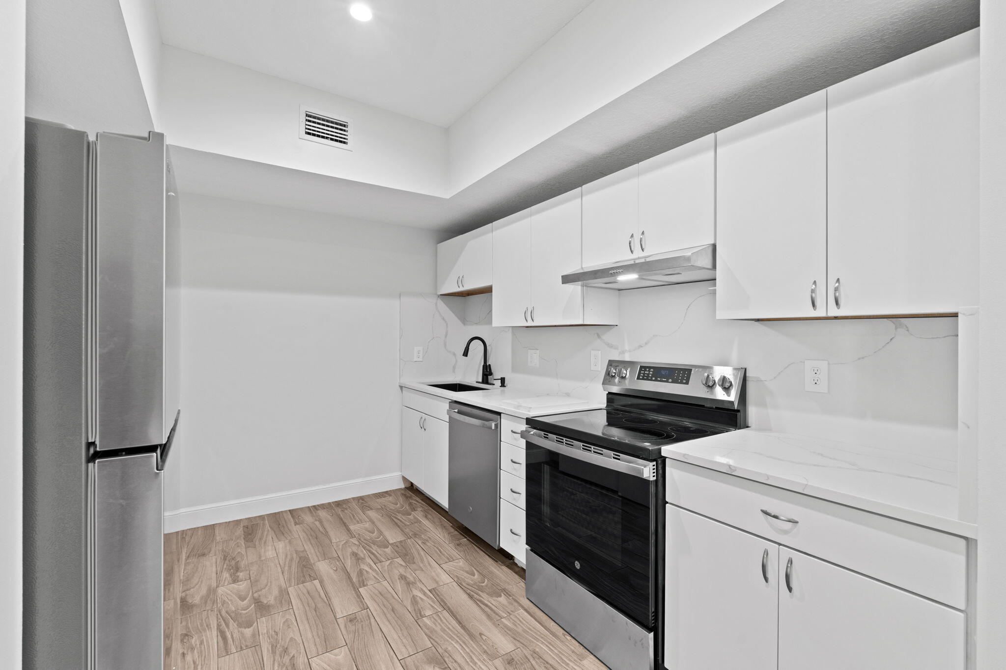 56 W 12th #A, Riviera Beach FL 33404
