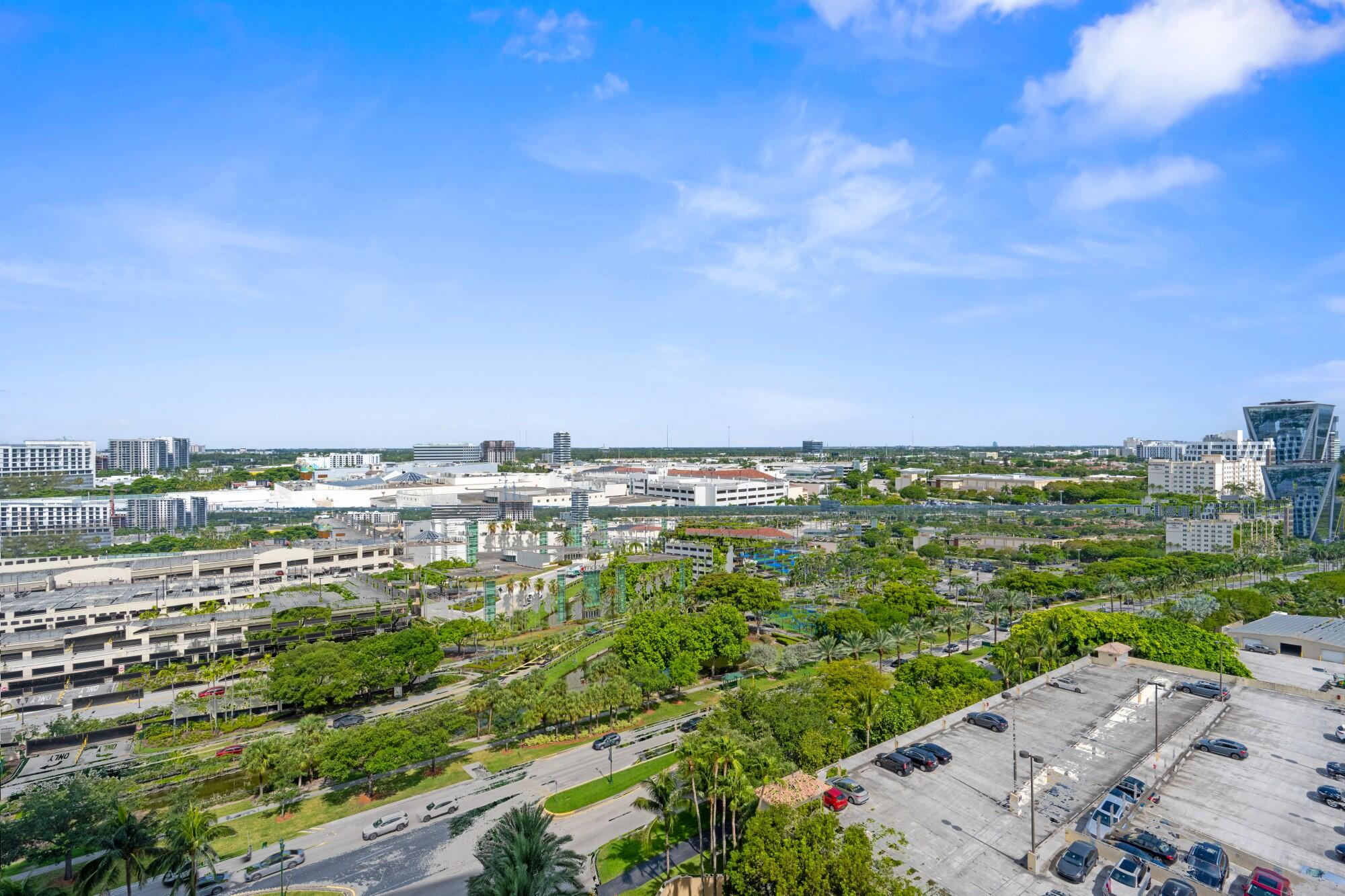 19501 W Country Club #1412, Aventura FL 33180