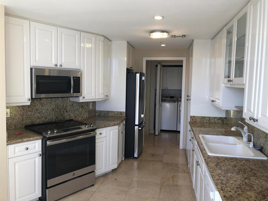 848 Brickell Key #1505, Miami FL 33131