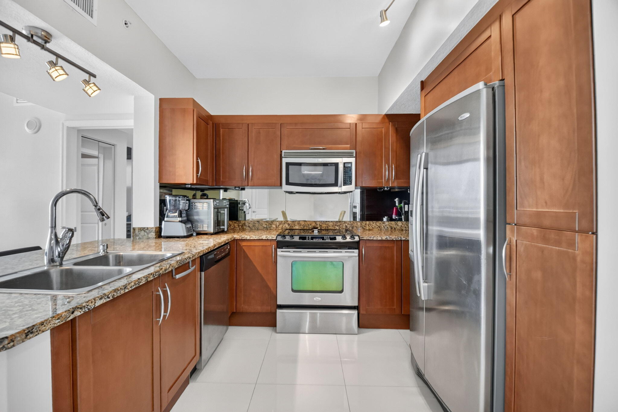 450 N Federal #1406, Boynton Beach FL 33435