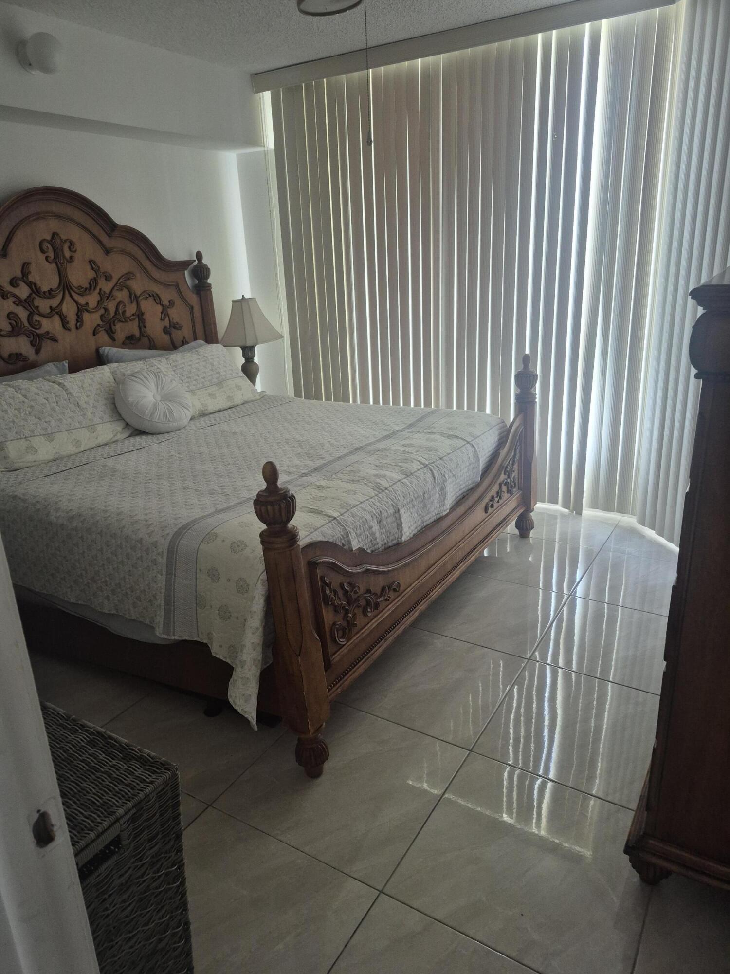 3600 Mystic Pointe #1202, Aventura FL 33180