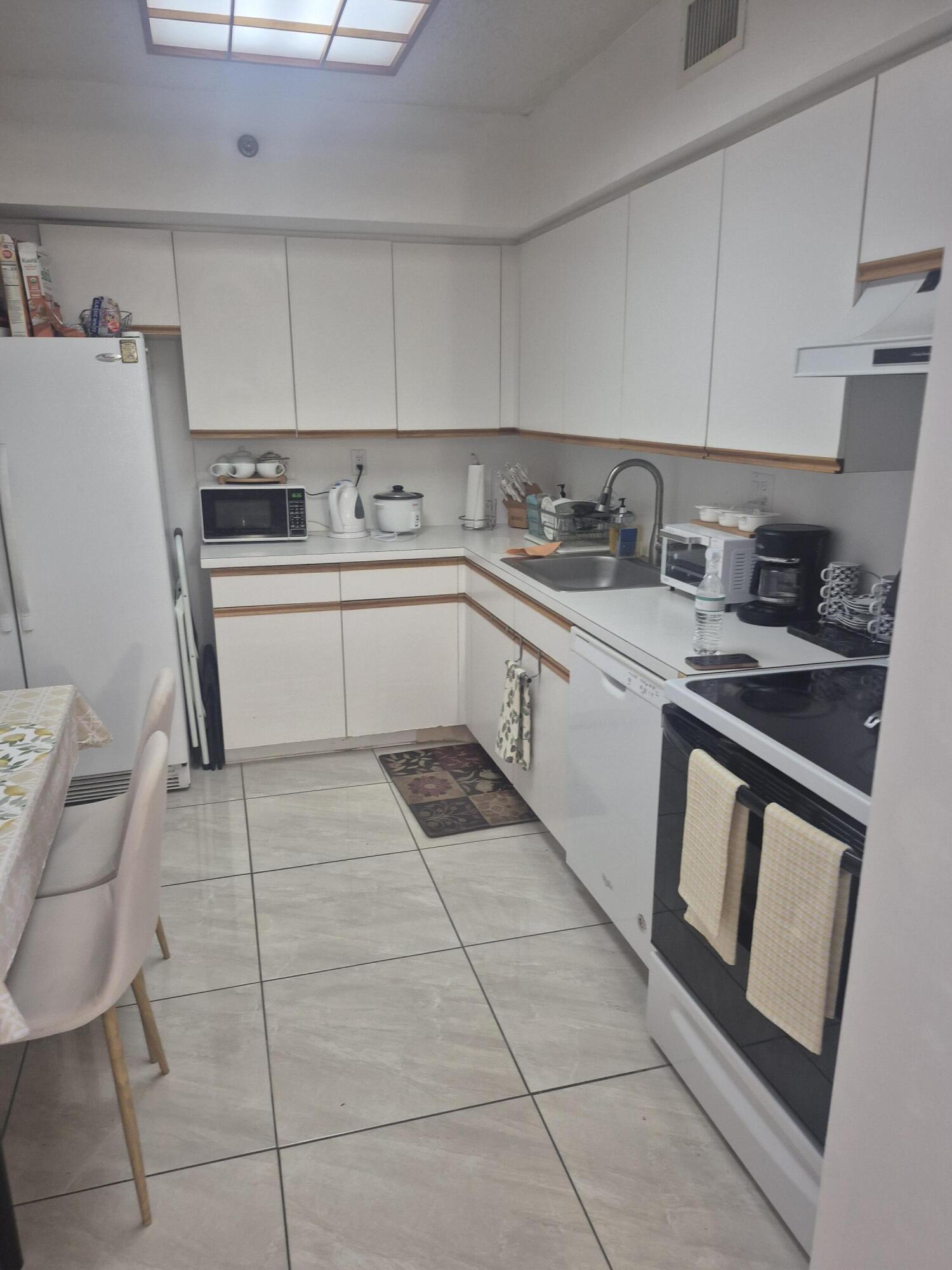 3600 Mystic Pointe #1202, Aventura FL 33180