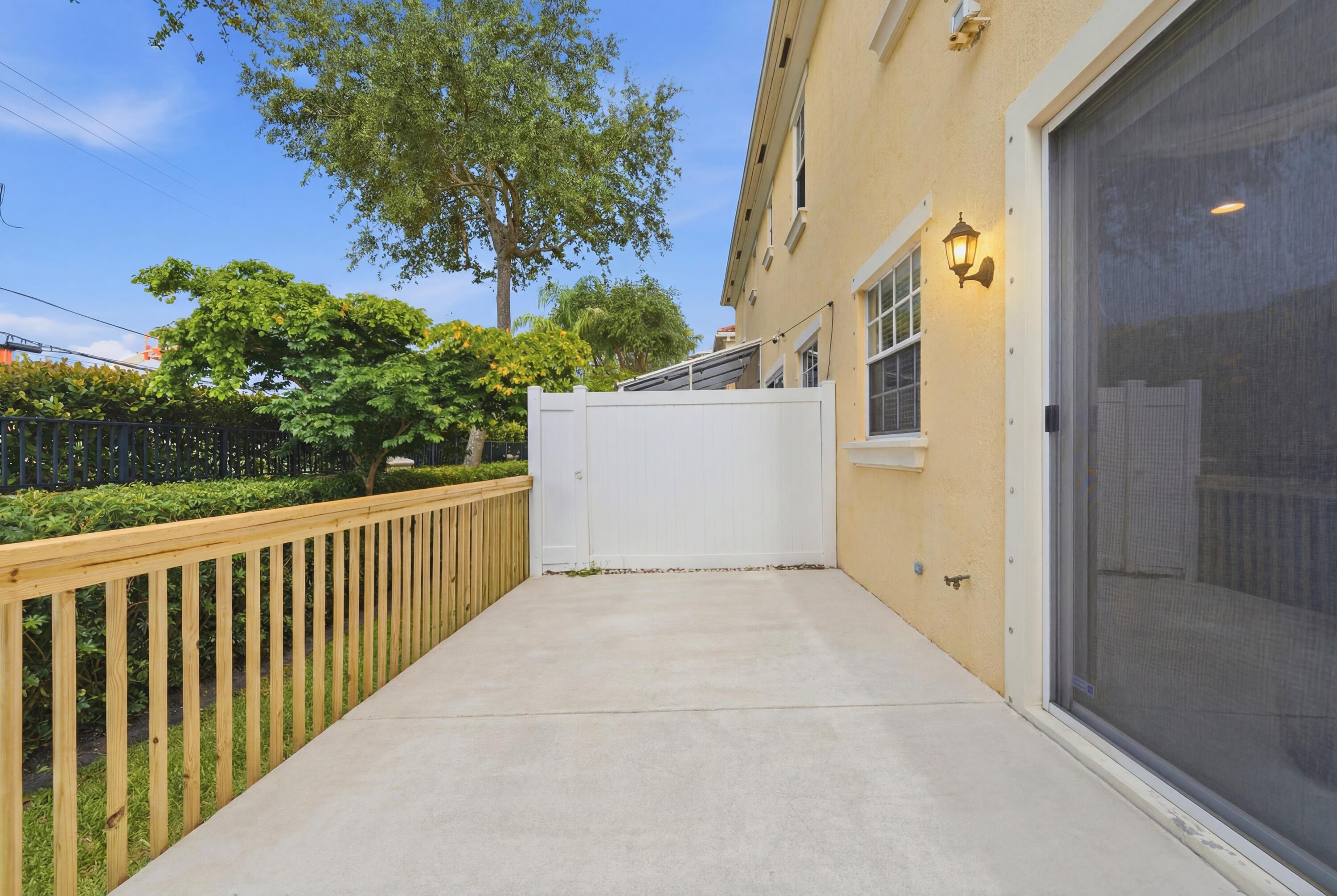 556 Marbella, North Palm Beach FL 33403