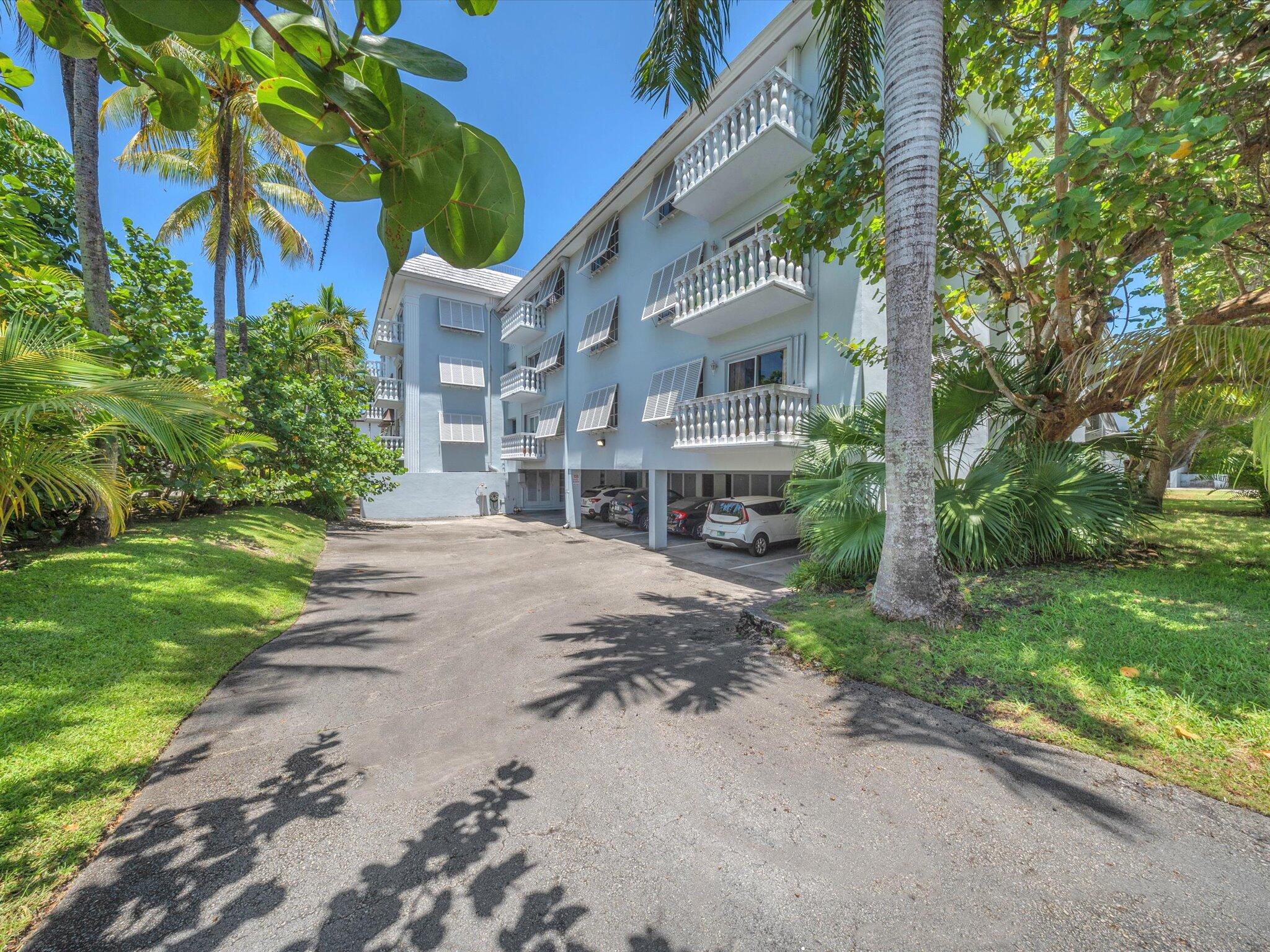 1150 Madruga #C302, Miami FL 33146