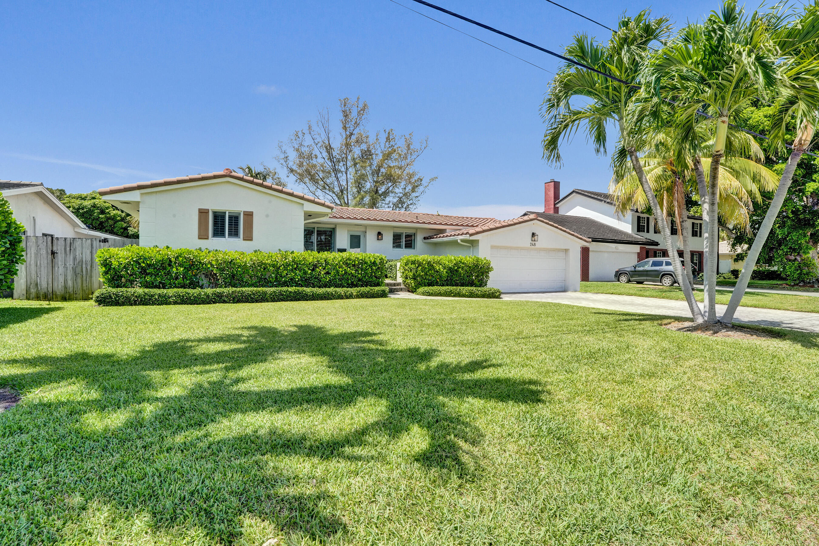 248 Codrington, Lauderdale By The Sea FL 33308