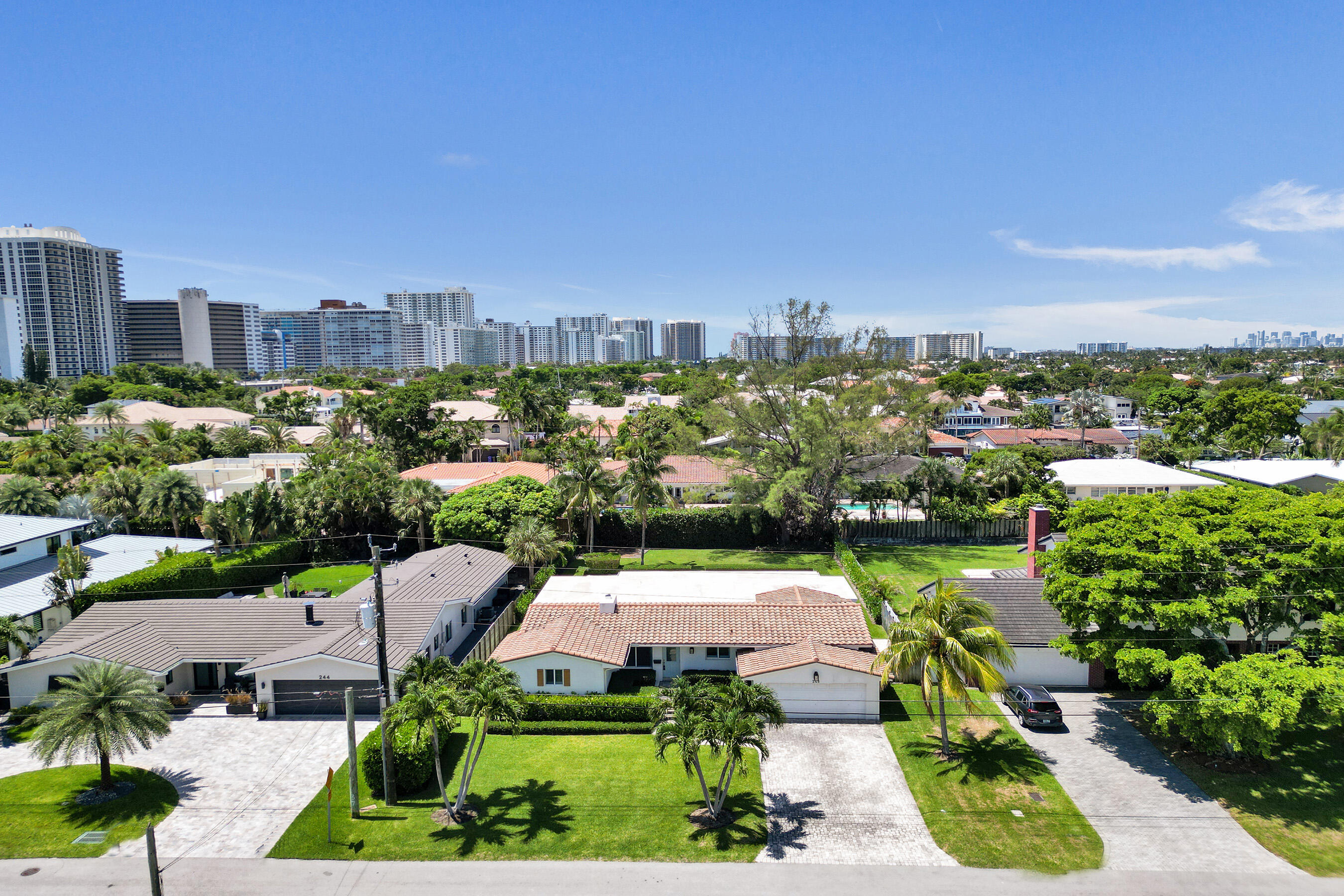 248 Codrington, Lauderdale By The Sea FL 33308