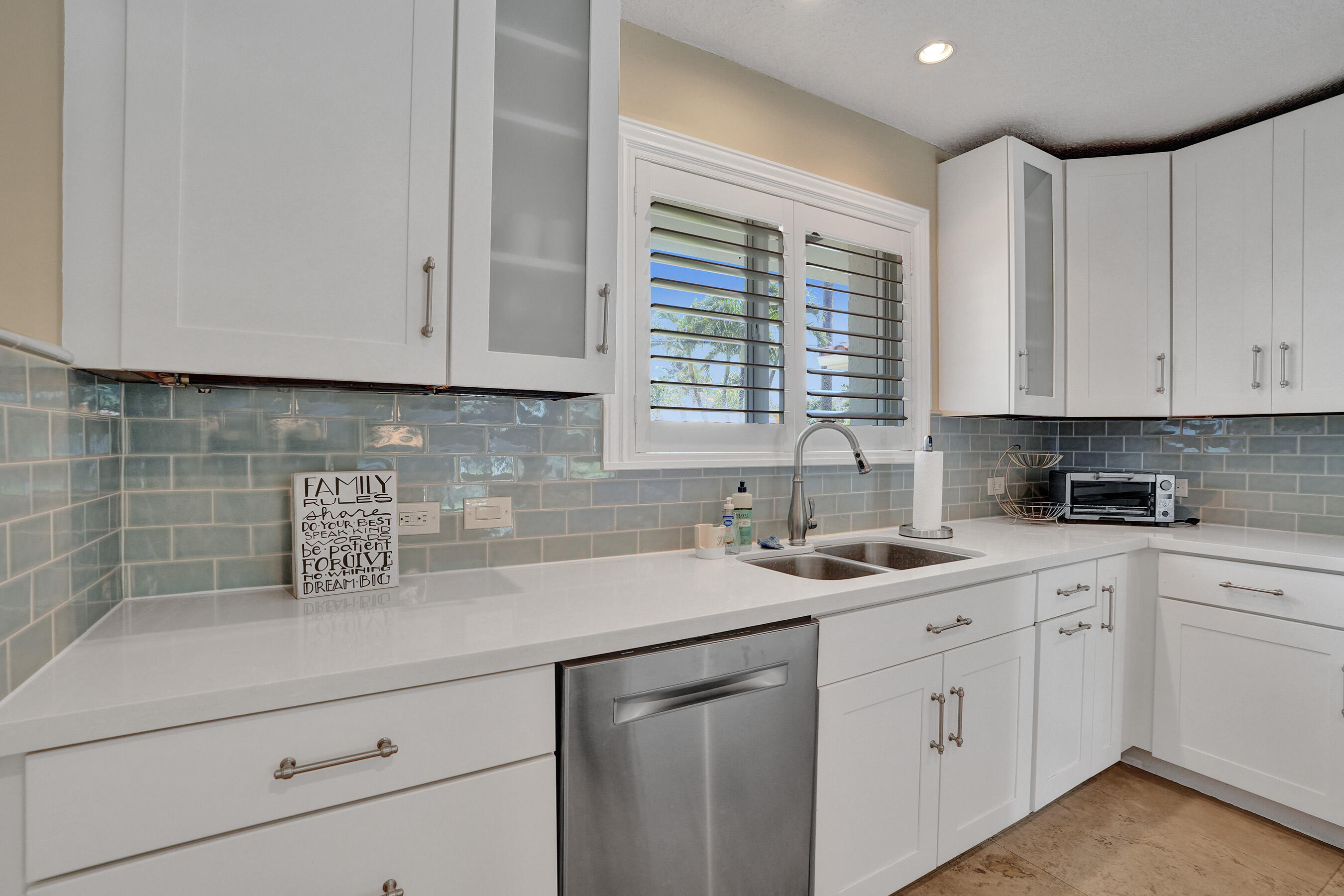 248 Codrington, Lauderdale By The Sea FL 33308