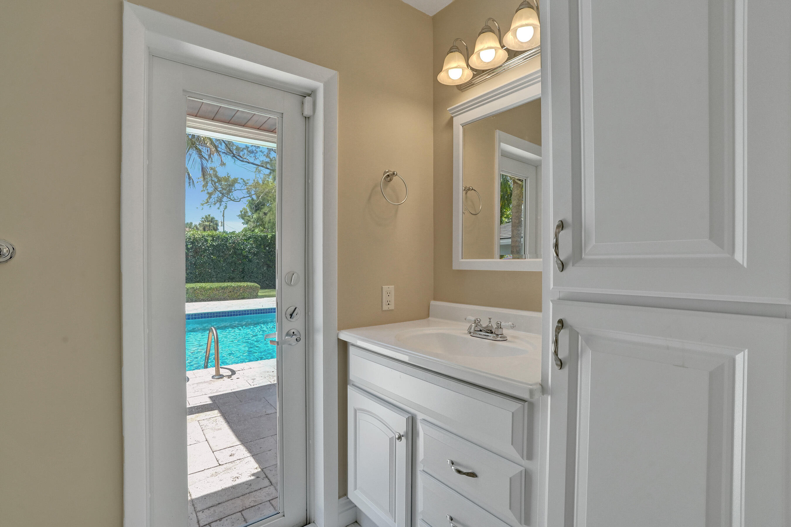 248 Codrington, Lauderdale By The Sea FL 33308