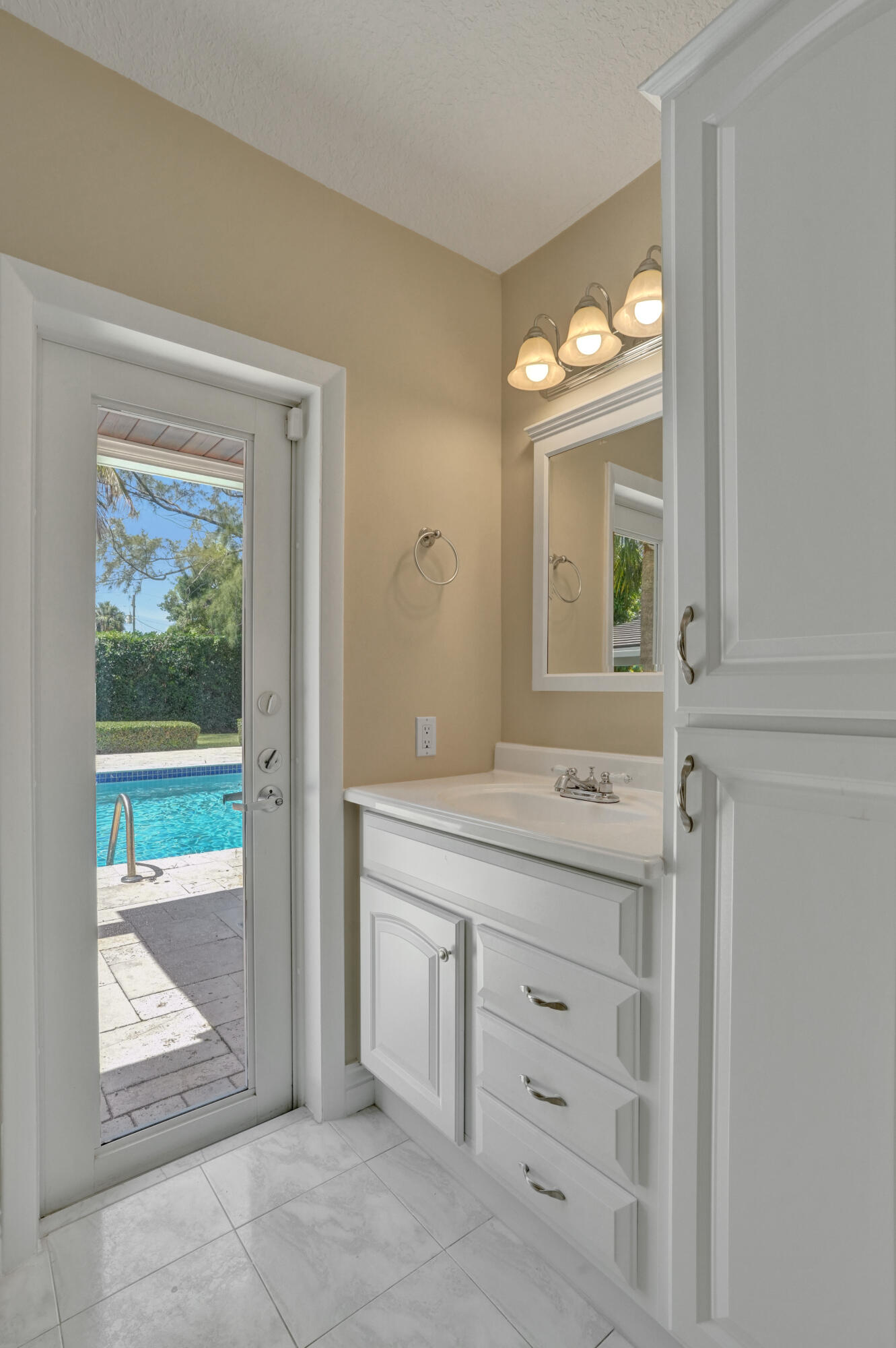 248 Codrington, Lauderdale By The Sea FL 33308