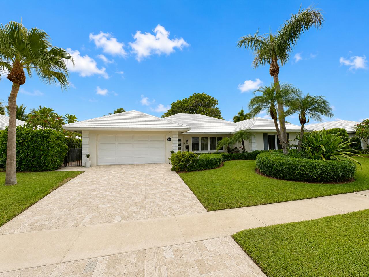 1111 SW Pepperridge, Boca Raton FL 33486