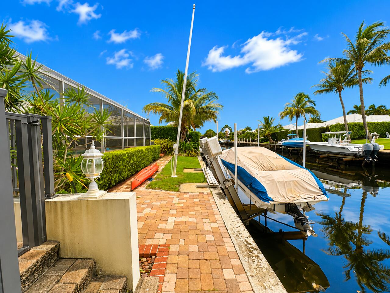 1111 SW Pepperridge, Boca Raton FL 33486