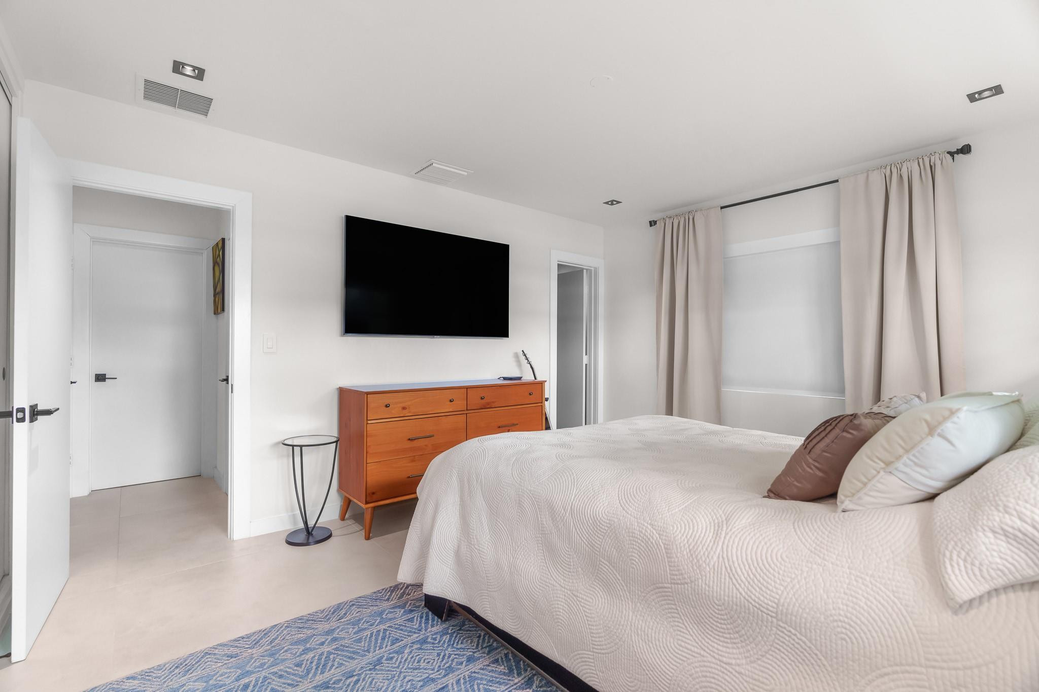 273 Tropic, Lauderdale By The Sea FL 33308