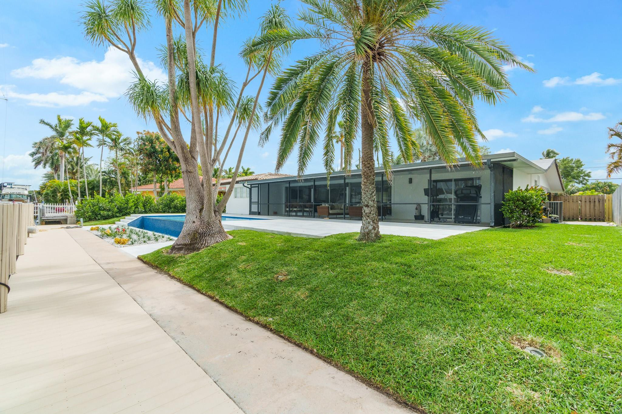 273 Tropic, Lauderdale By The Sea FL 33308