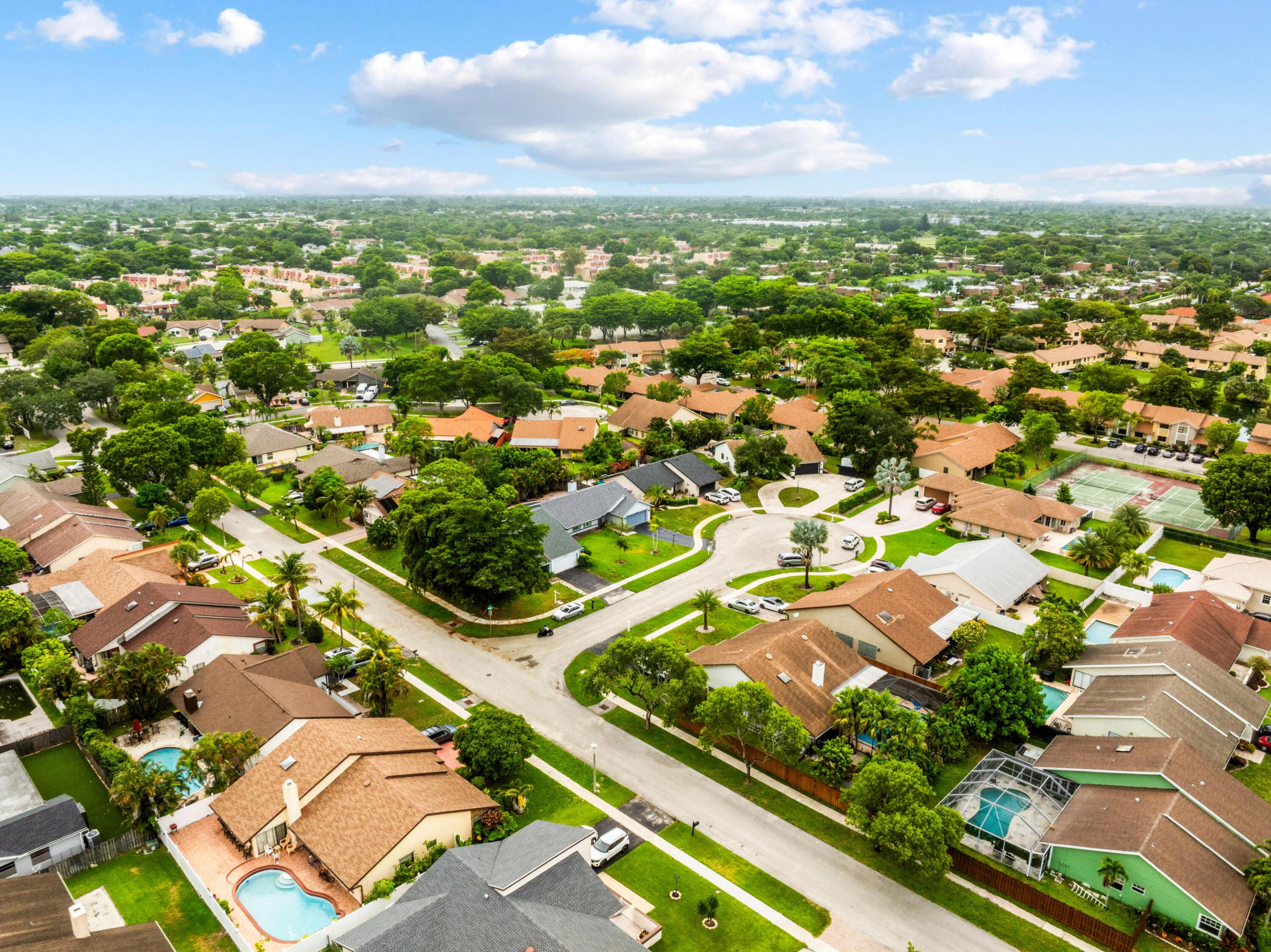 5731 NW 54th, Tamarac FL 33319
