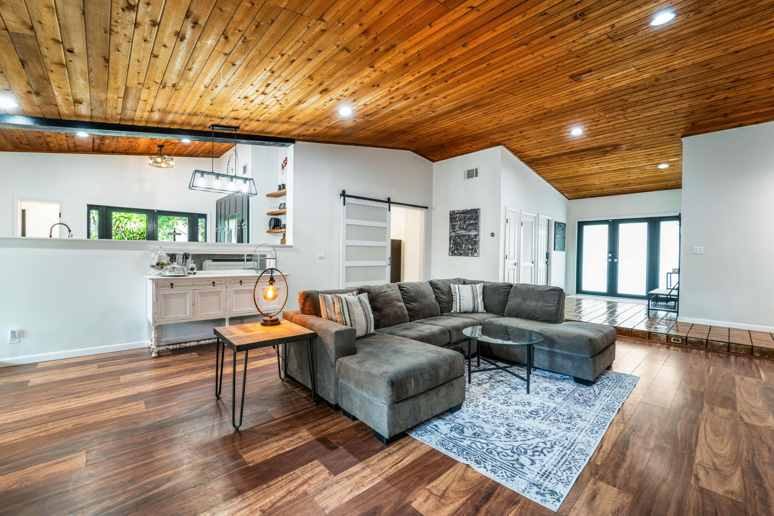 5731 NW 54th, Tamarac FL 33319