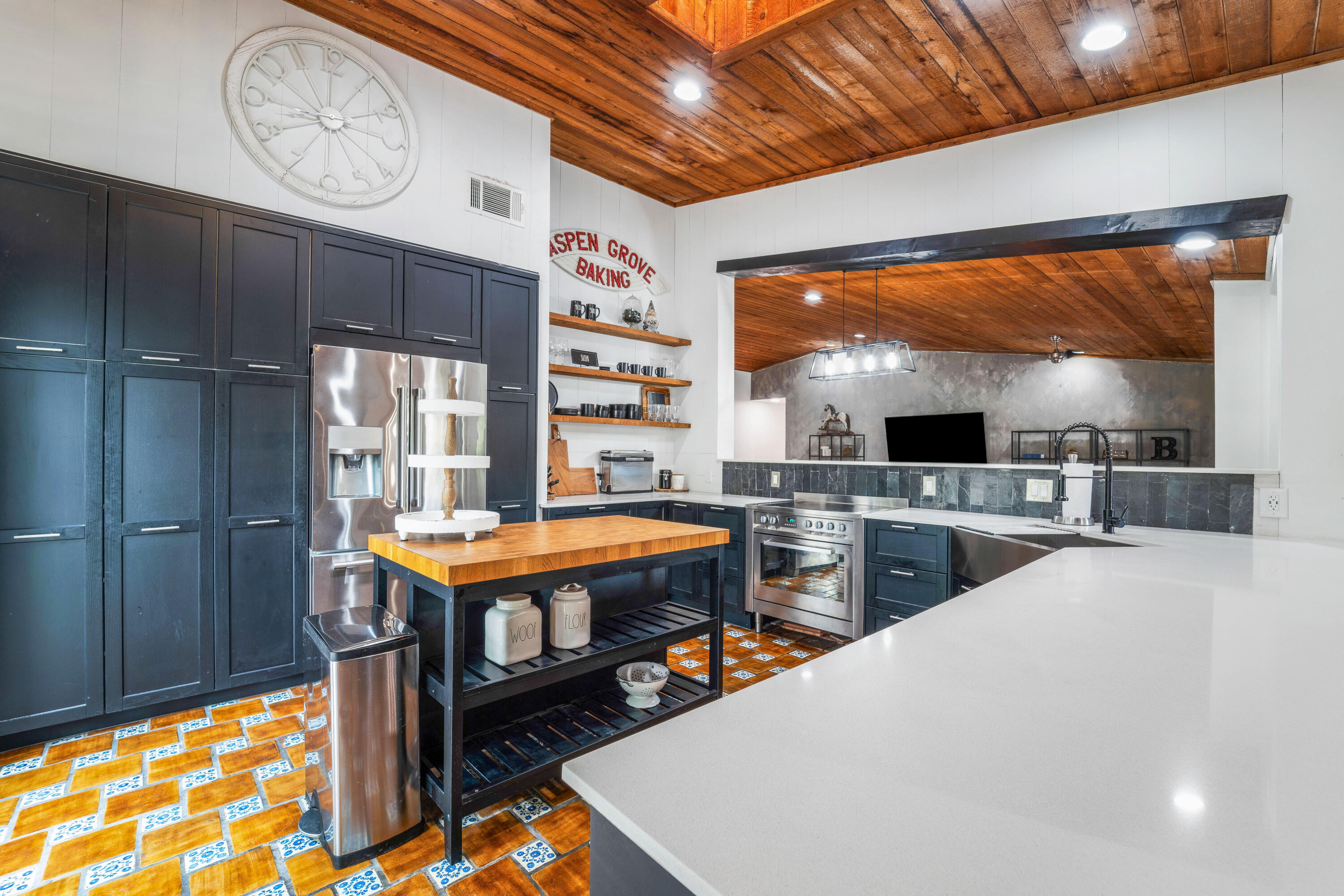 5731 NW 54th, Tamarac FL 33319