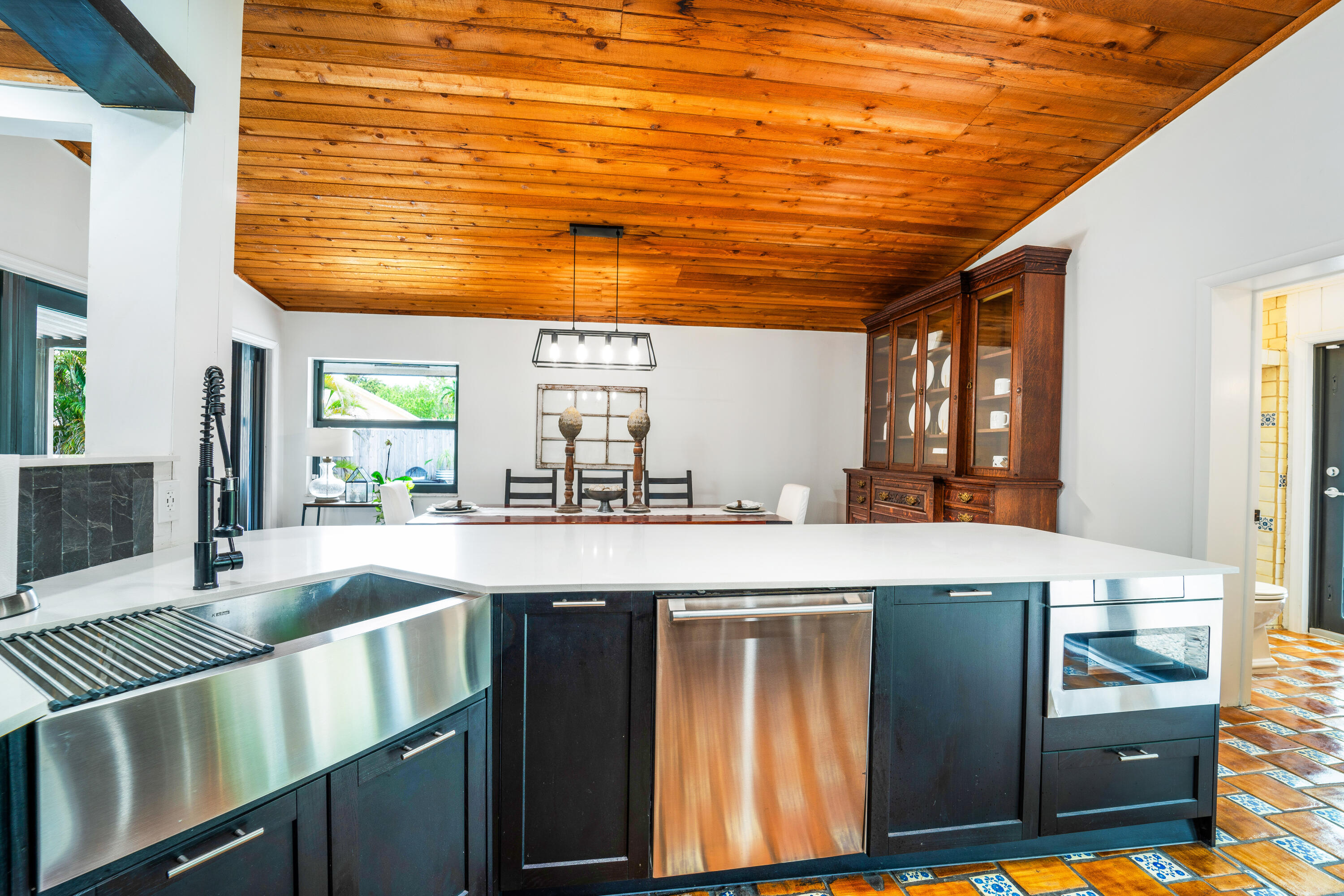 5731 NW 54th, Tamarac FL 33319