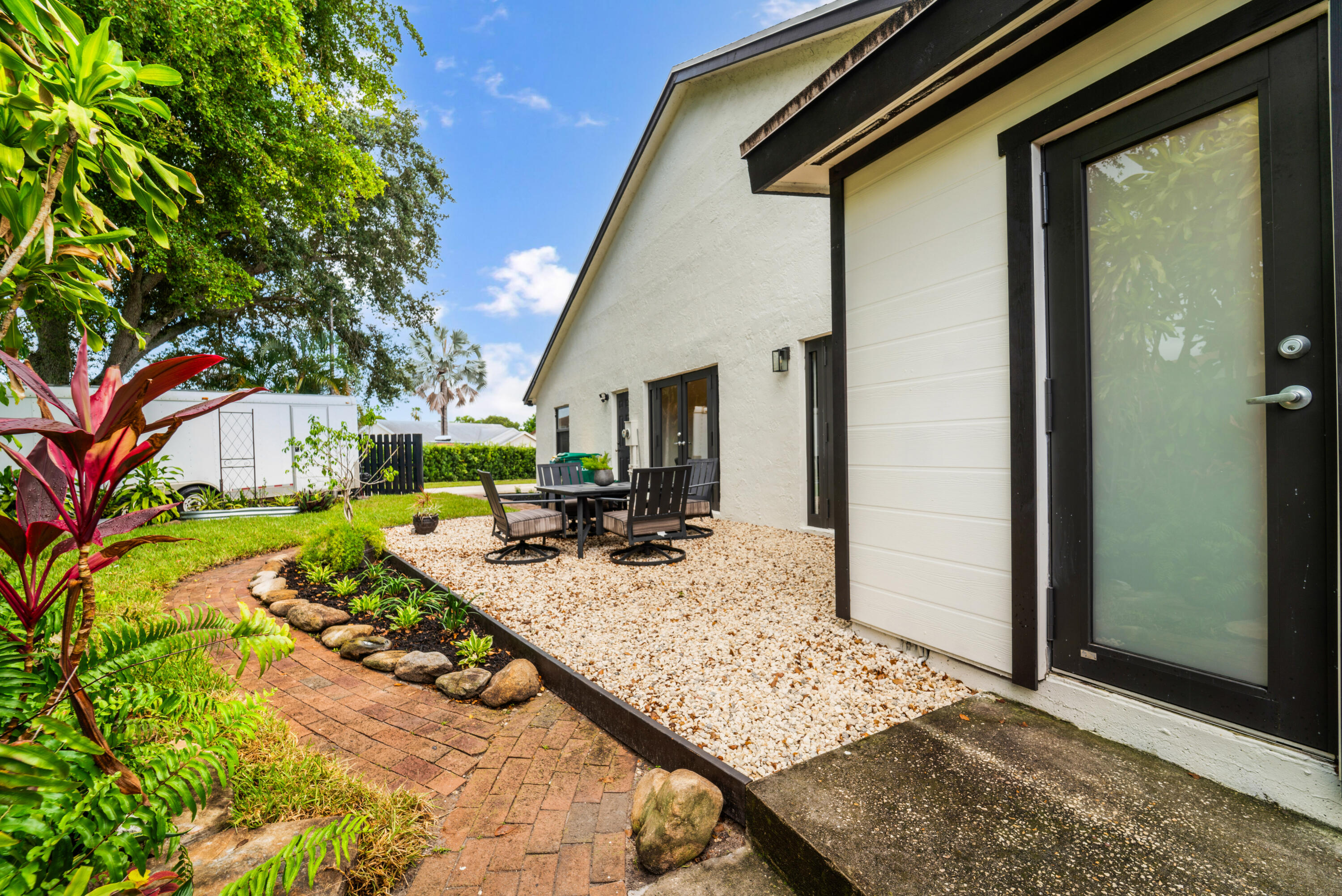 5731 NW 54th, Tamarac FL 33319