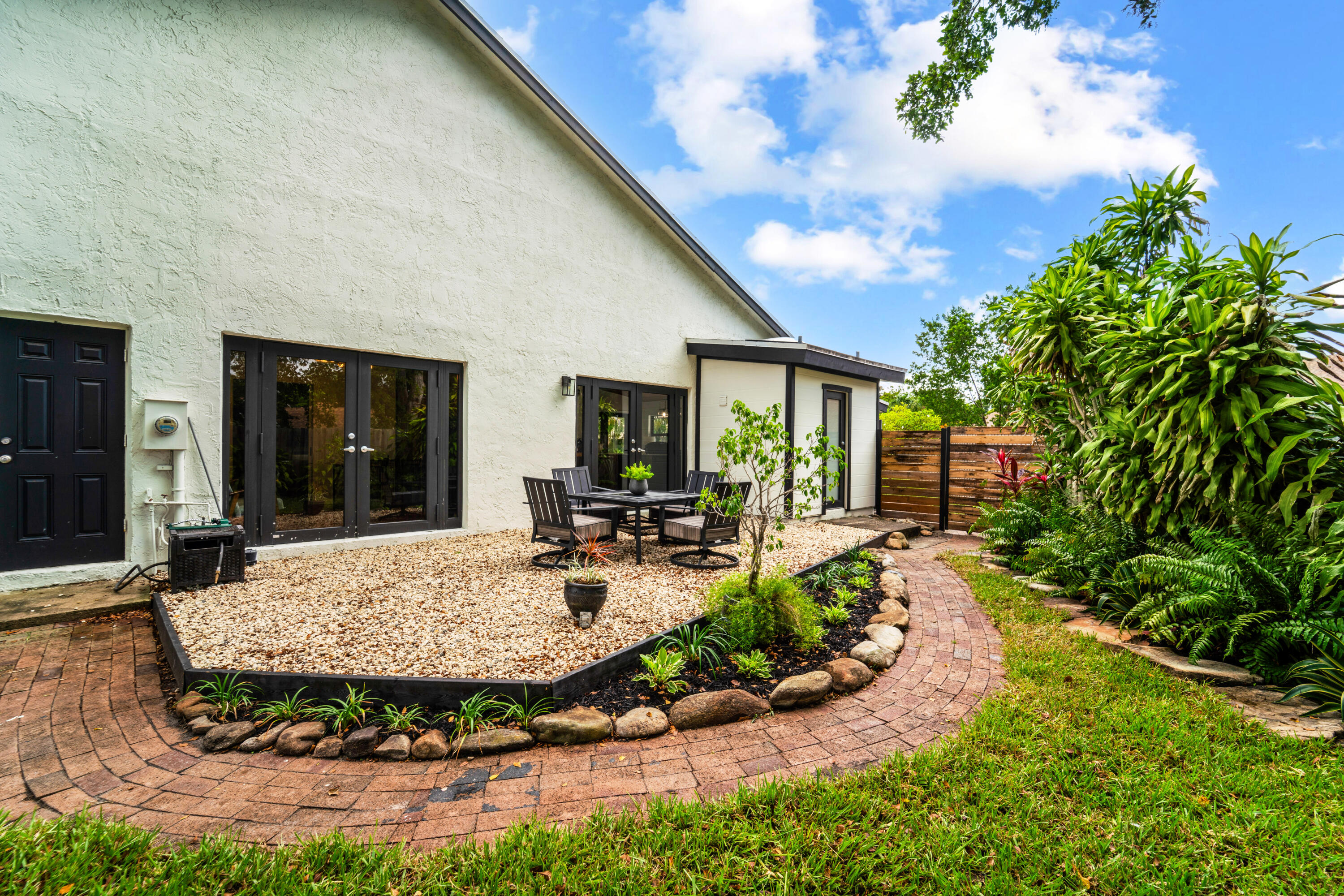 5731 NW 54th, Tamarac FL 33319