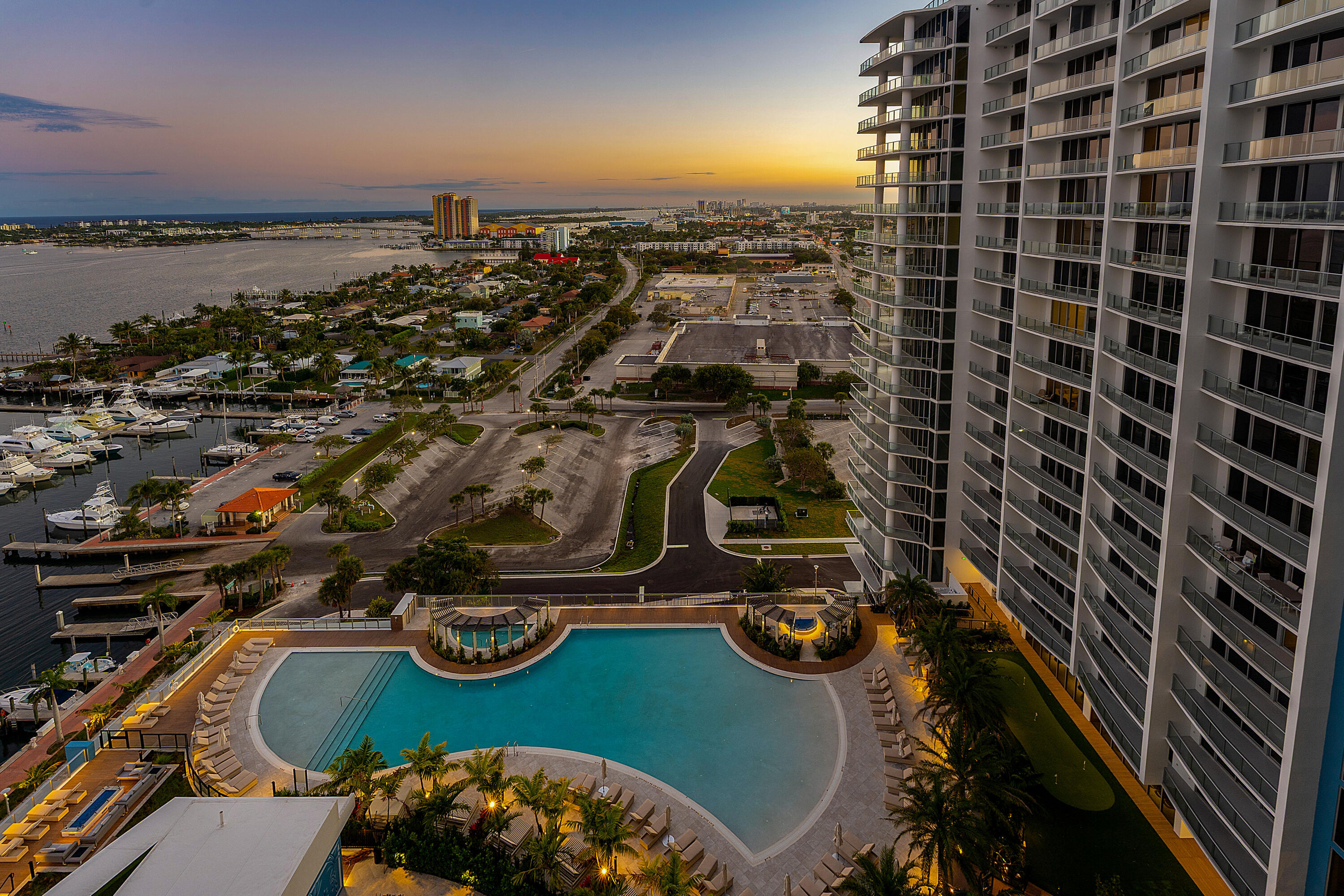 220 Lake Shore #1911, Lake Park FL 33403