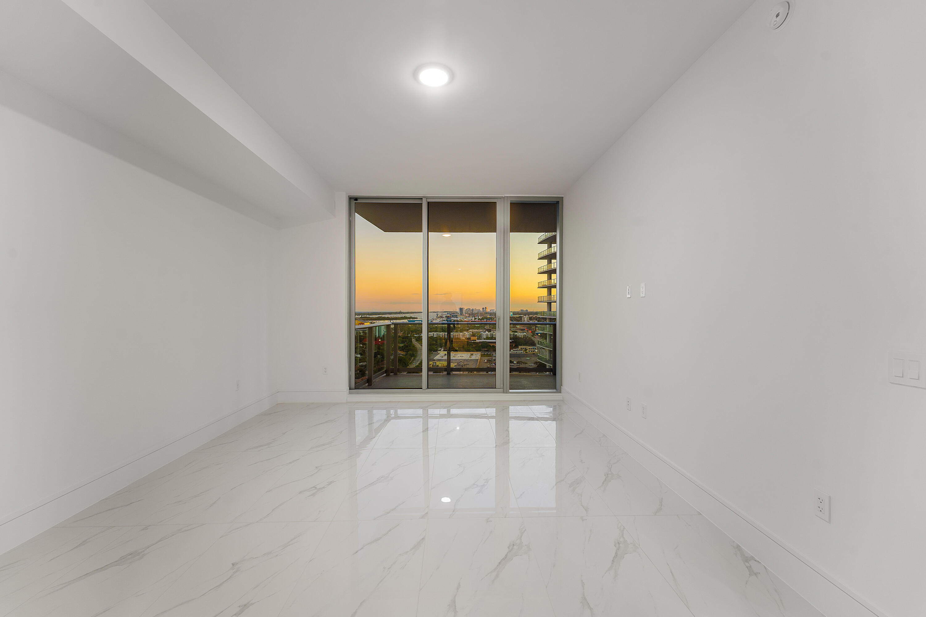 220 Lake Shore #1911, Lake Park FL 33403