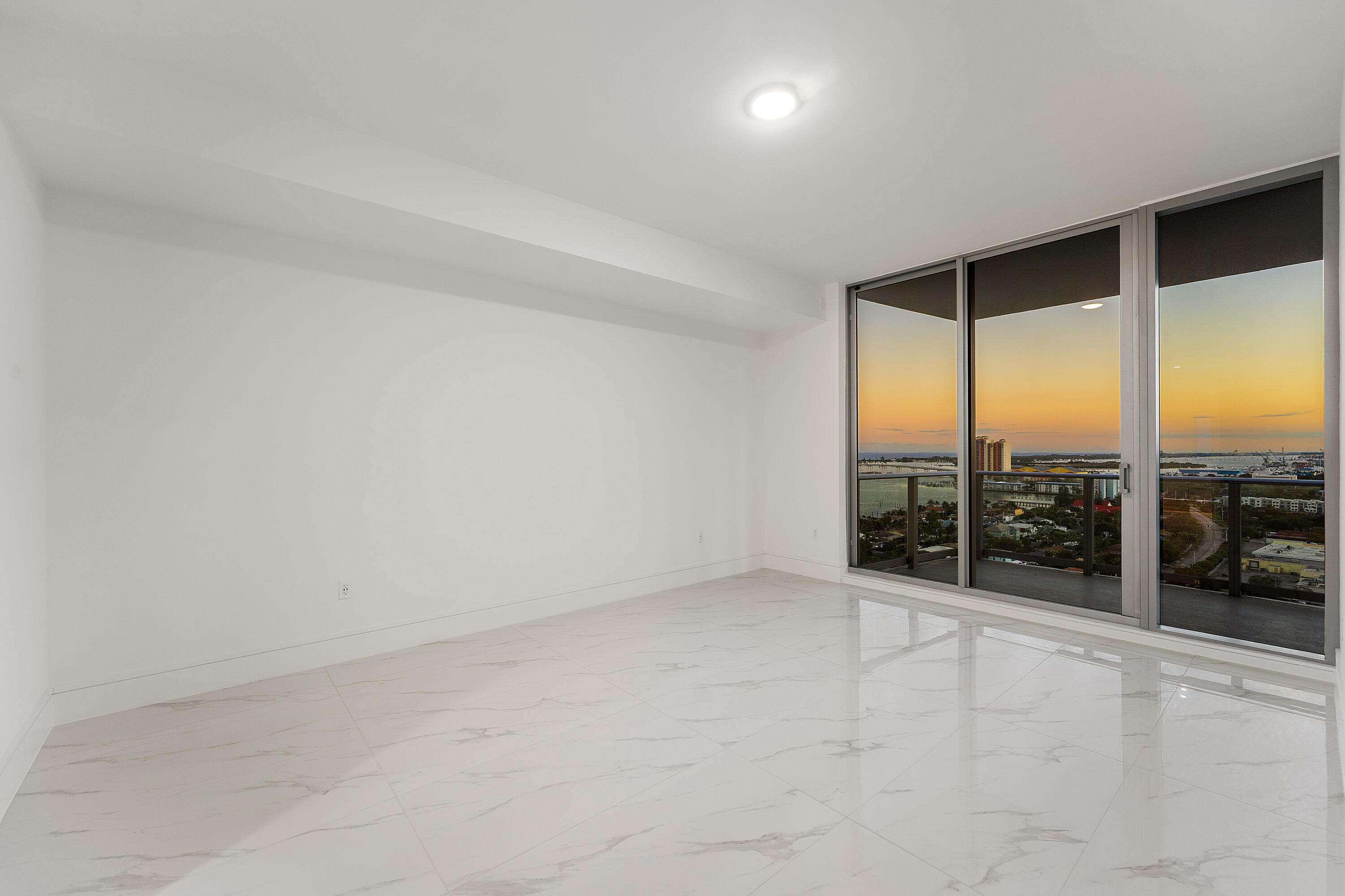 220 Lake Shore #1911, Lake Park FL 33403