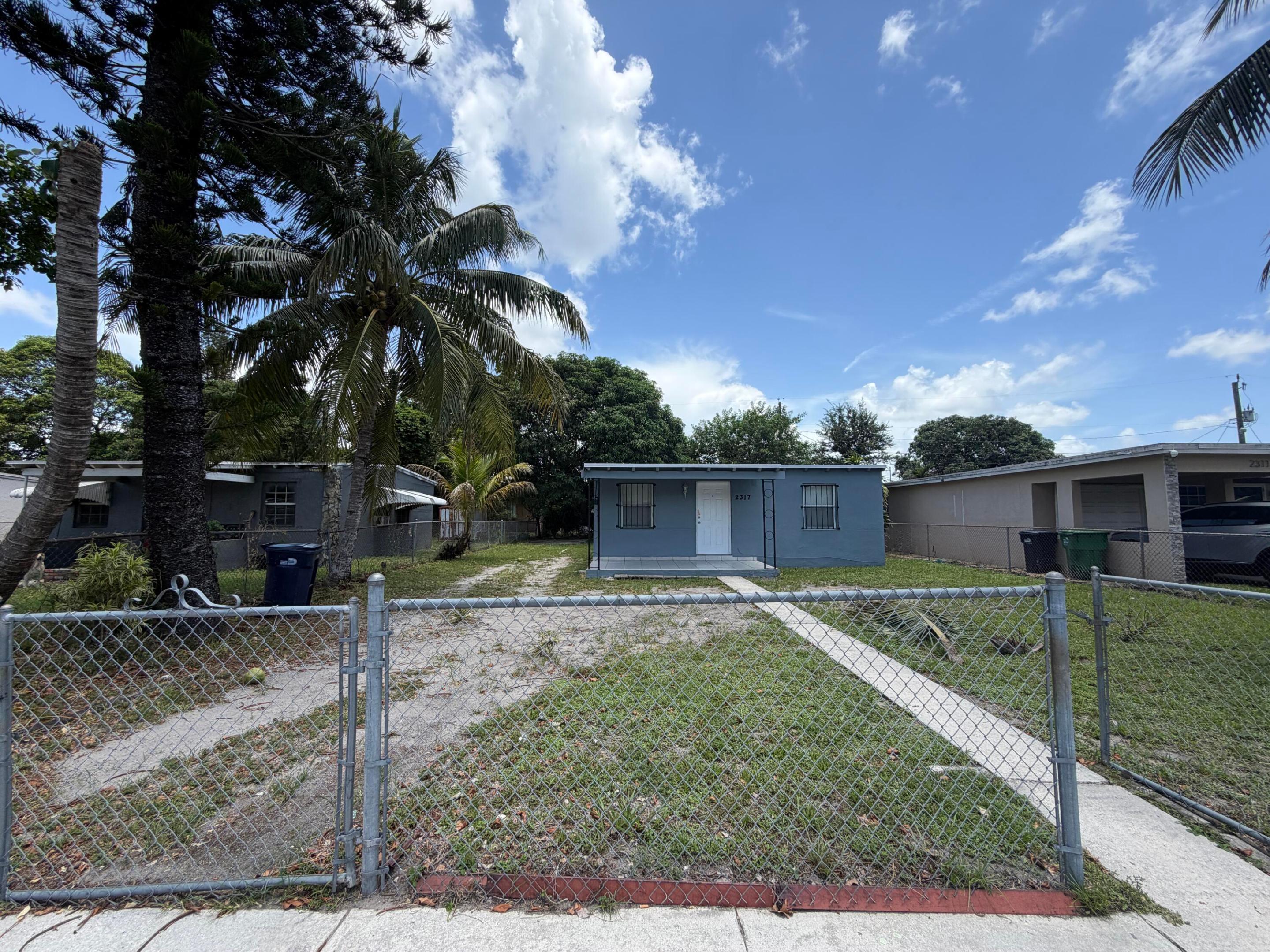 2317 Rutland, Opa Locka FL 33054