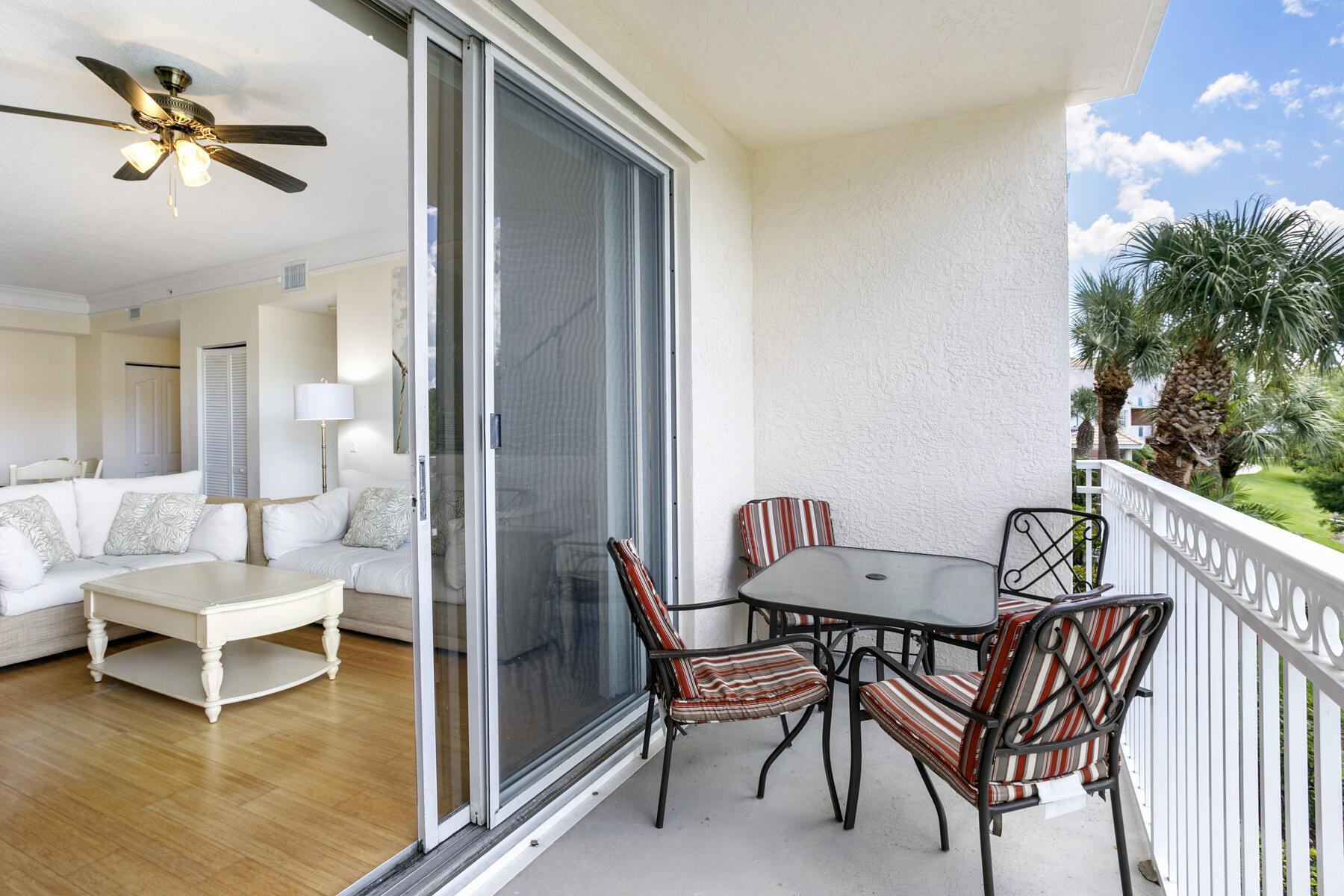 10208 Myrtlewood, Palm Beach Gardens FL 33418