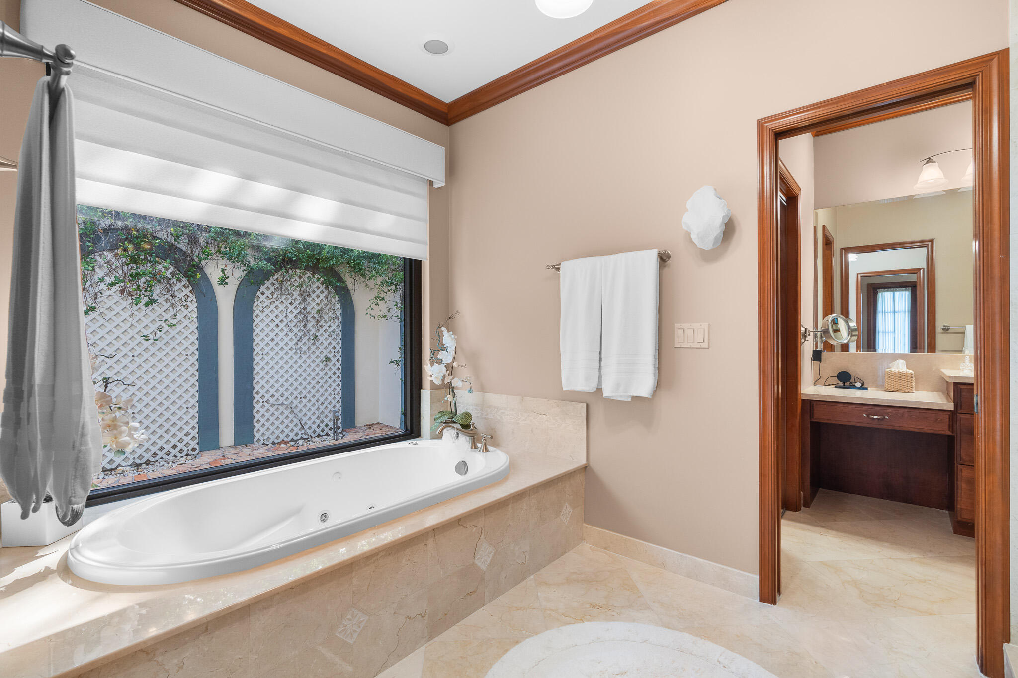 1866 Colonial, Coral Springs FL 33071