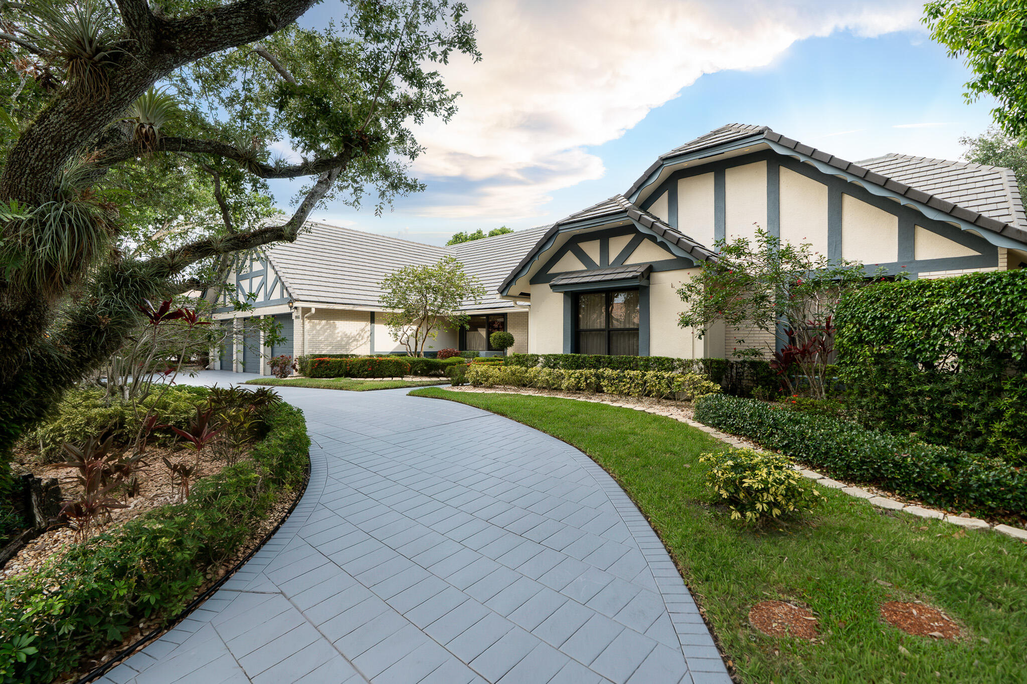 1866 Colonial, Coral Springs FL 33071