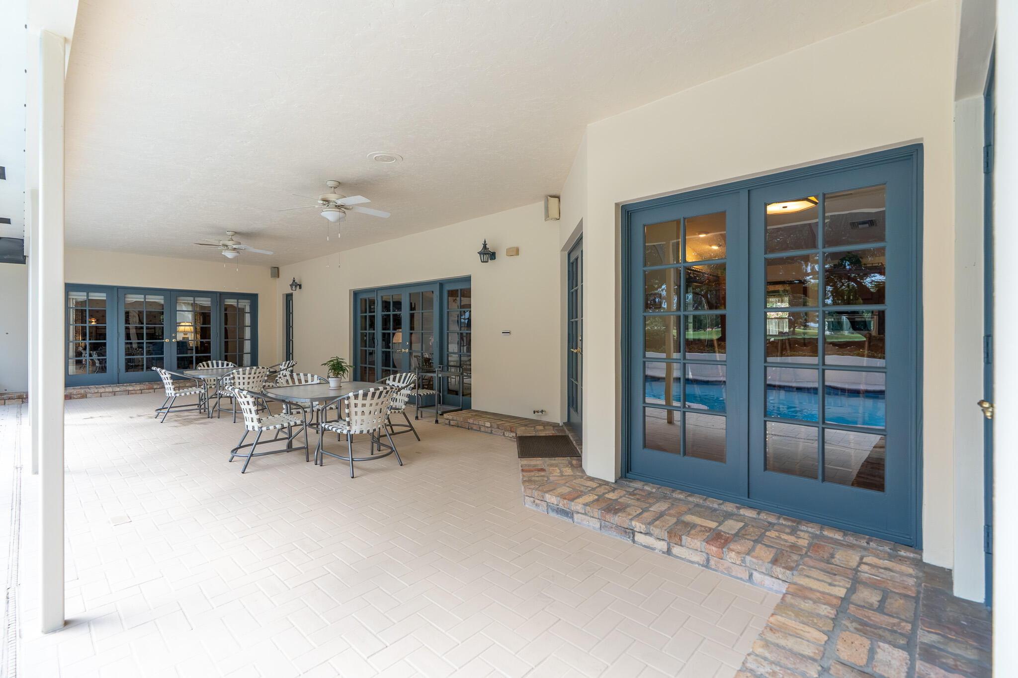 1866 Colonial, Coral Springs FL 33071