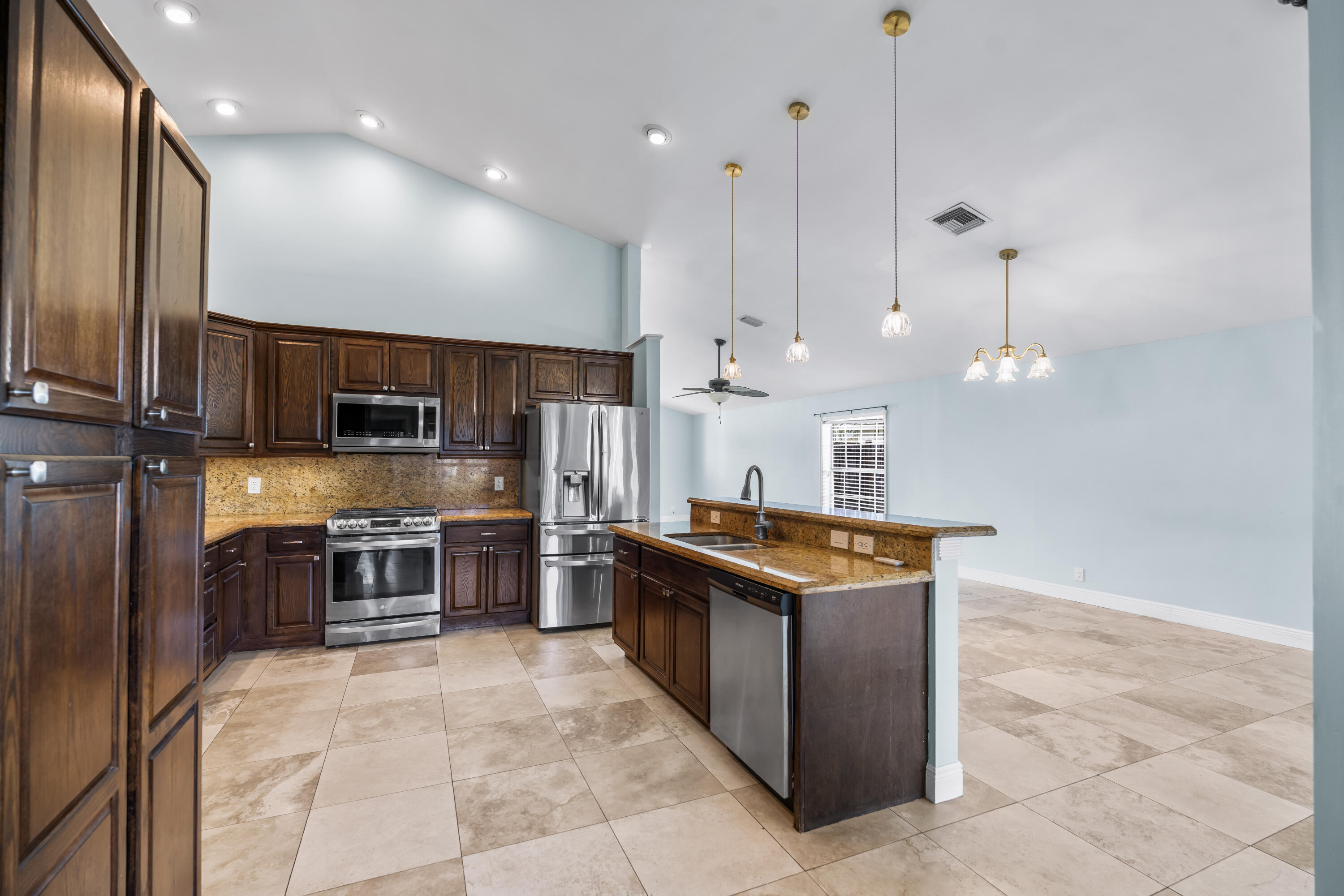 6118 Pompano, Jupiter FL 33458