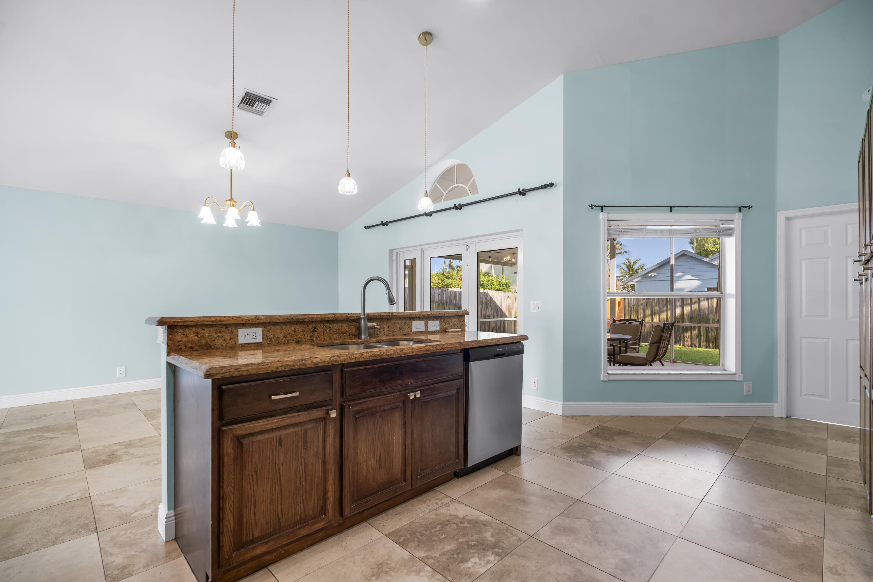 6118 Pompano, Jupiter FL 33458