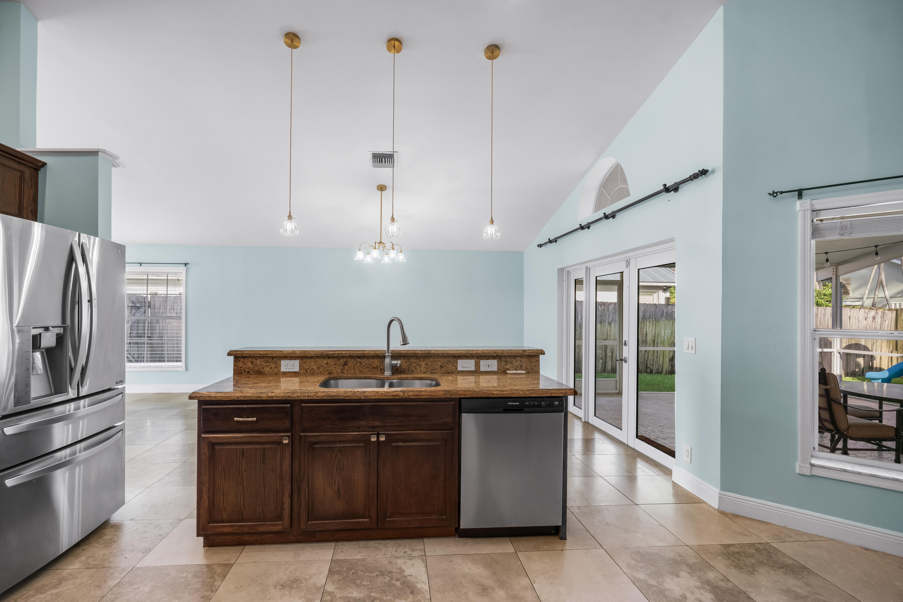 6118 Pompano, Jupiter FL 33458