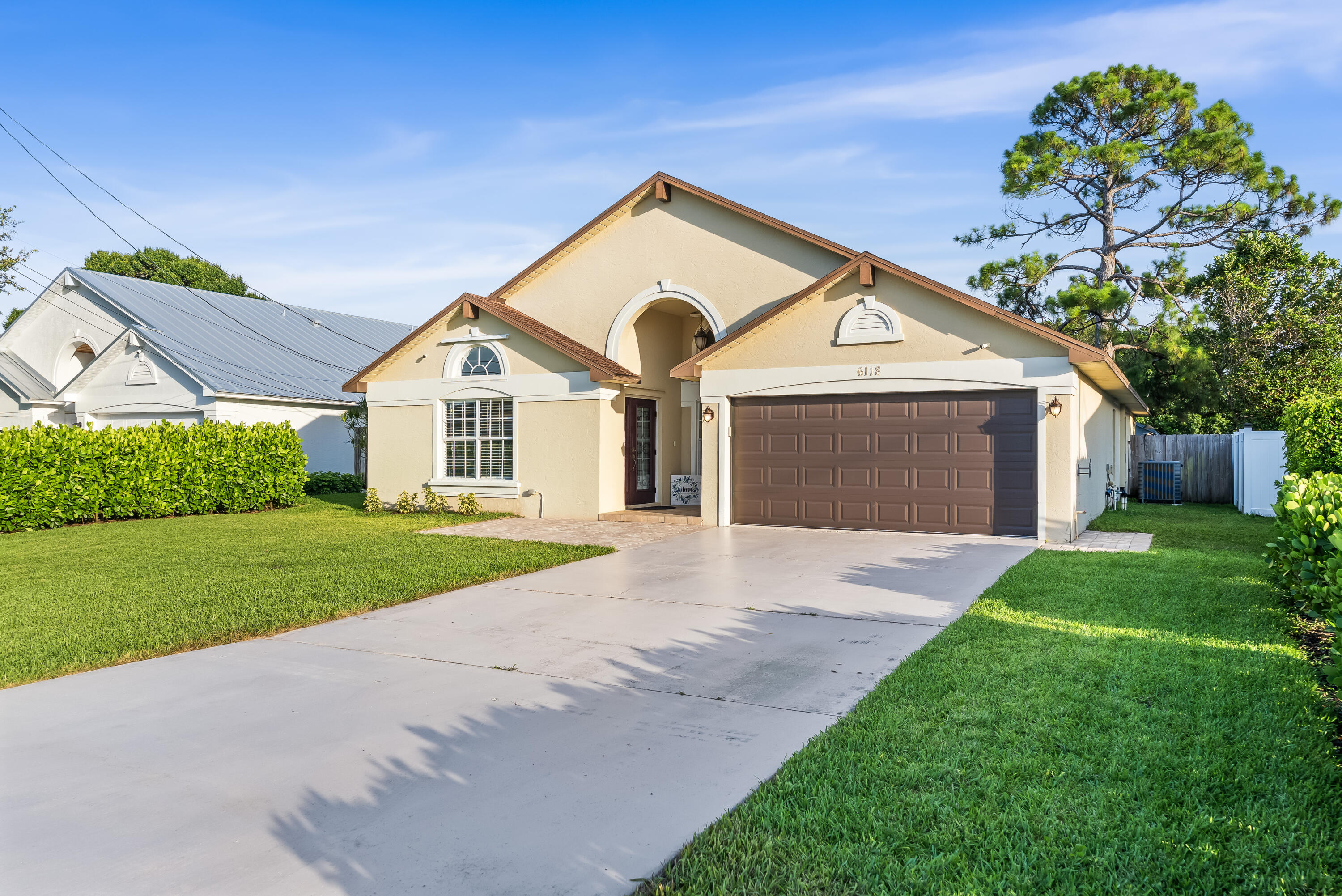 6118 Pompano, Jupiter FL 33458