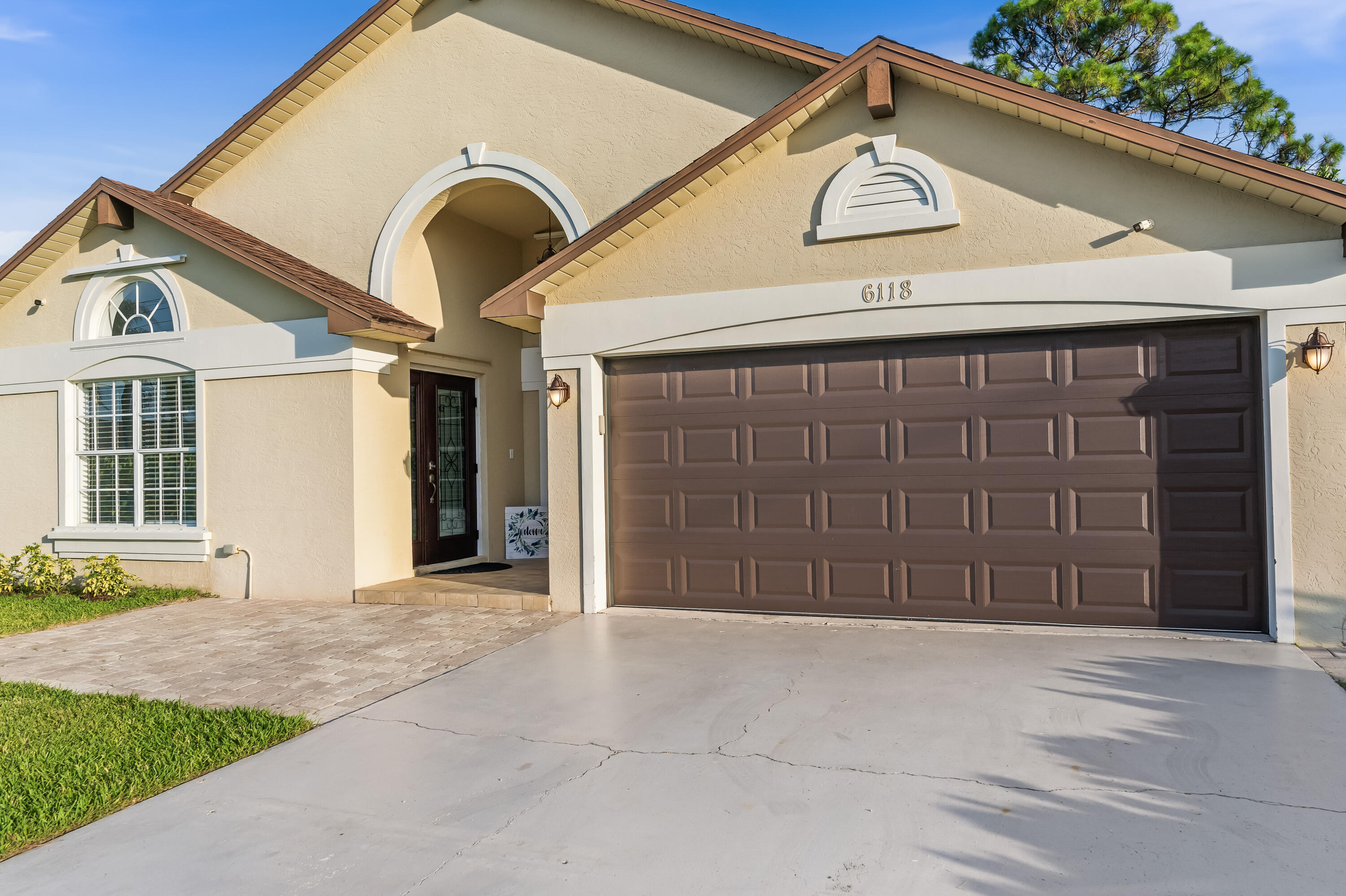 6118 Pompano, Jupiter FL 33458