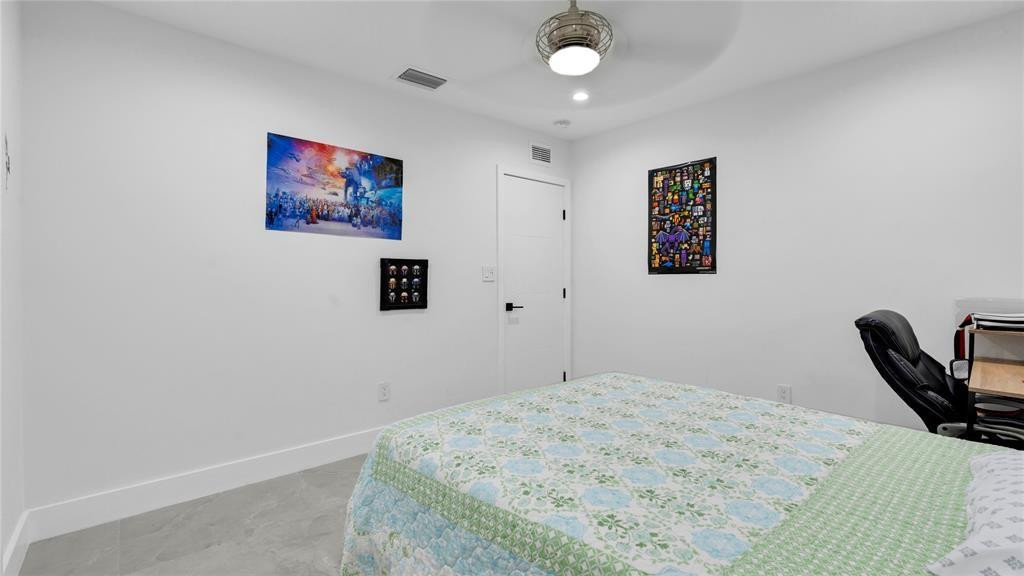 6290 W 16th, Hialeah FL 33012