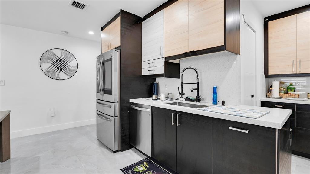 6290 W 16th, Hialeah FL 33012