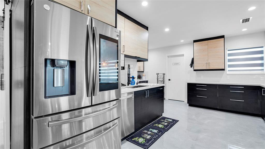 6290 W 16th, Hialeah FL 33012