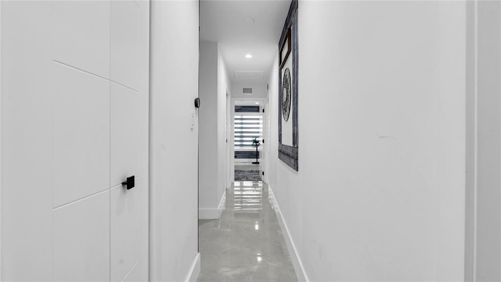 6290 W 16th, Hialeah FL 33012