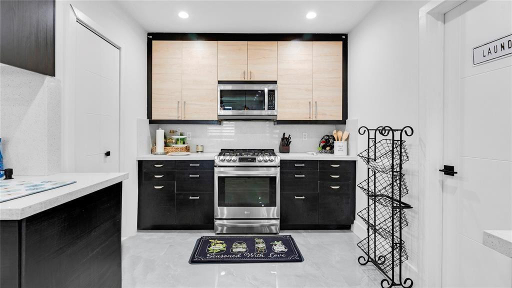 6290 W 16th, Hialeah FL 33012