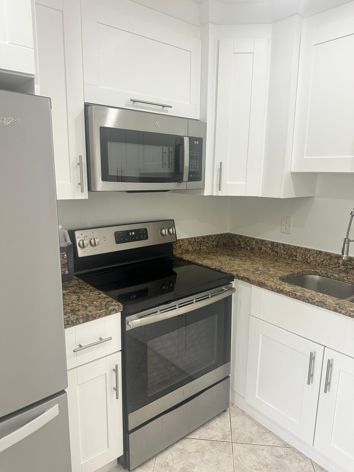 2100 Springdale #303, Palm Springs FL 33461