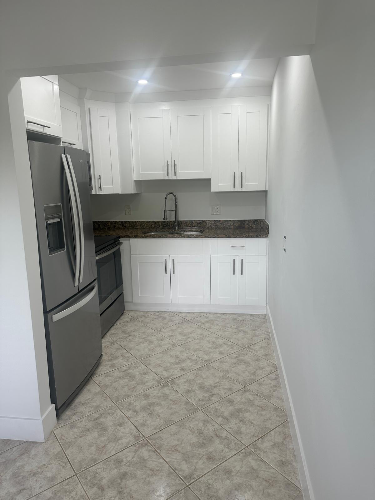 2100 Springdale #303, Palm Springs FL 33461
