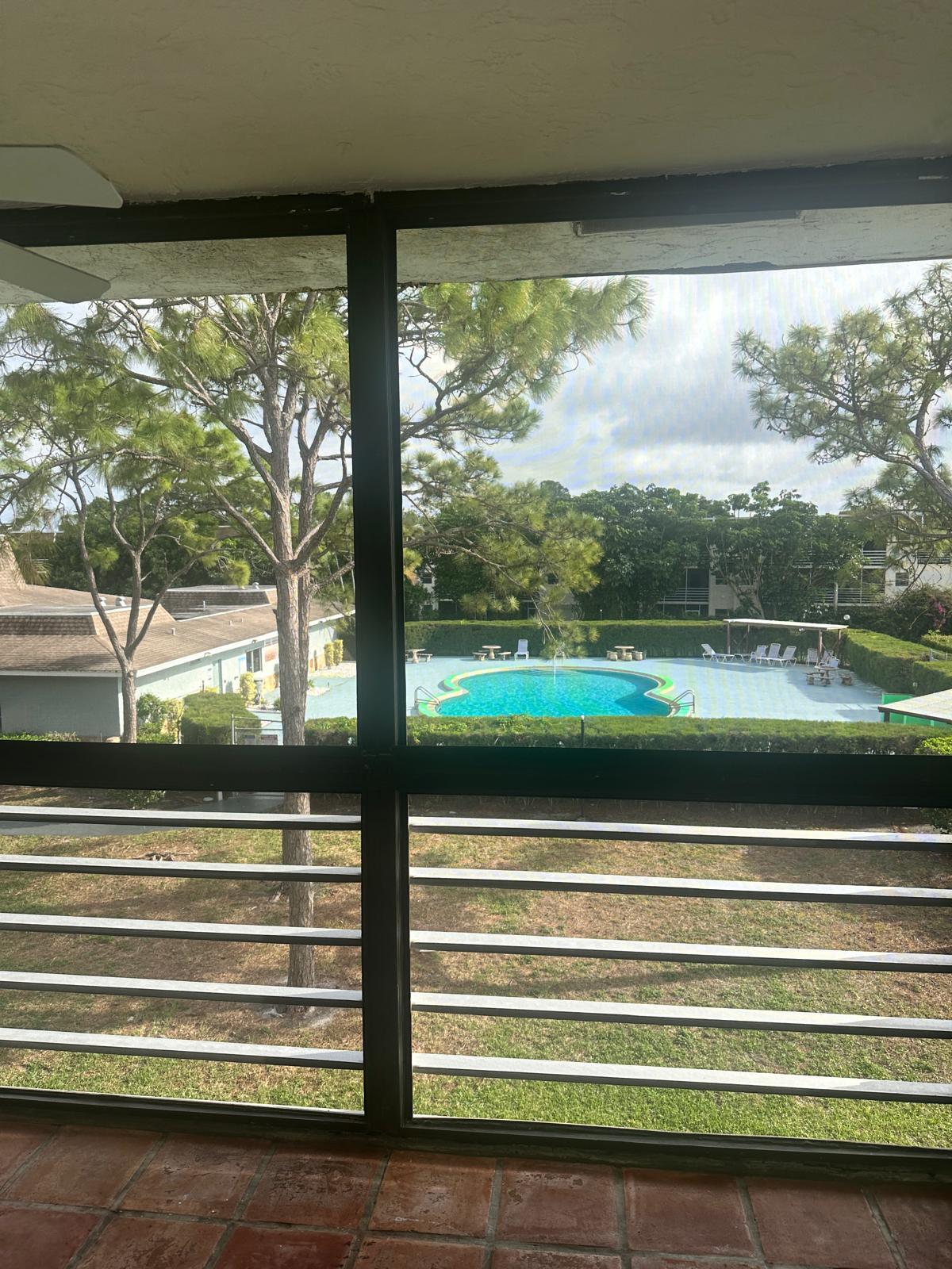 2100 Springdale #303, Palm Springs FL 33461