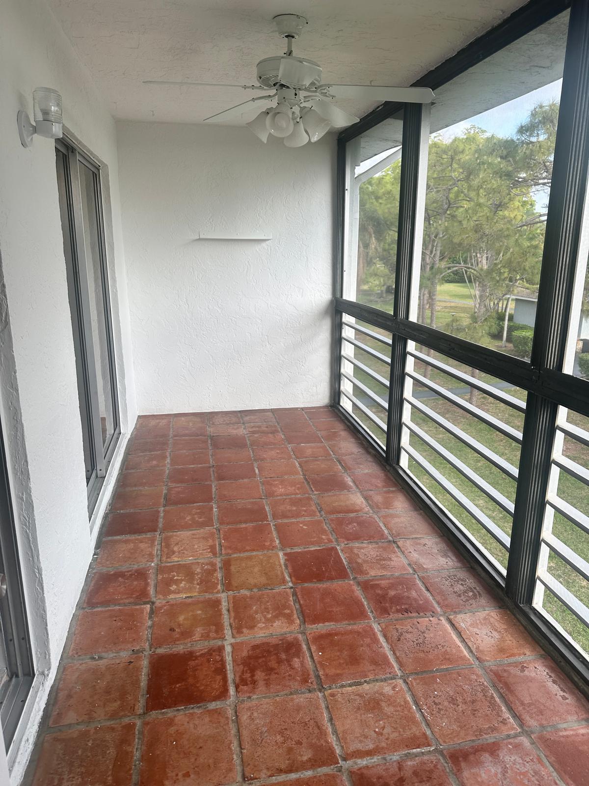 2100 Springdale #303, Palm Springs FL 33461