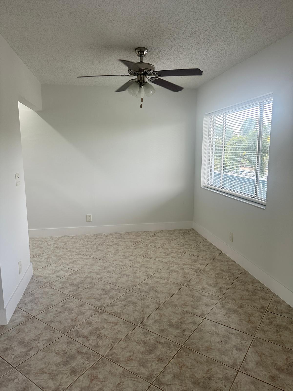 2100 Springdale #303, Palm Springs FL 33461